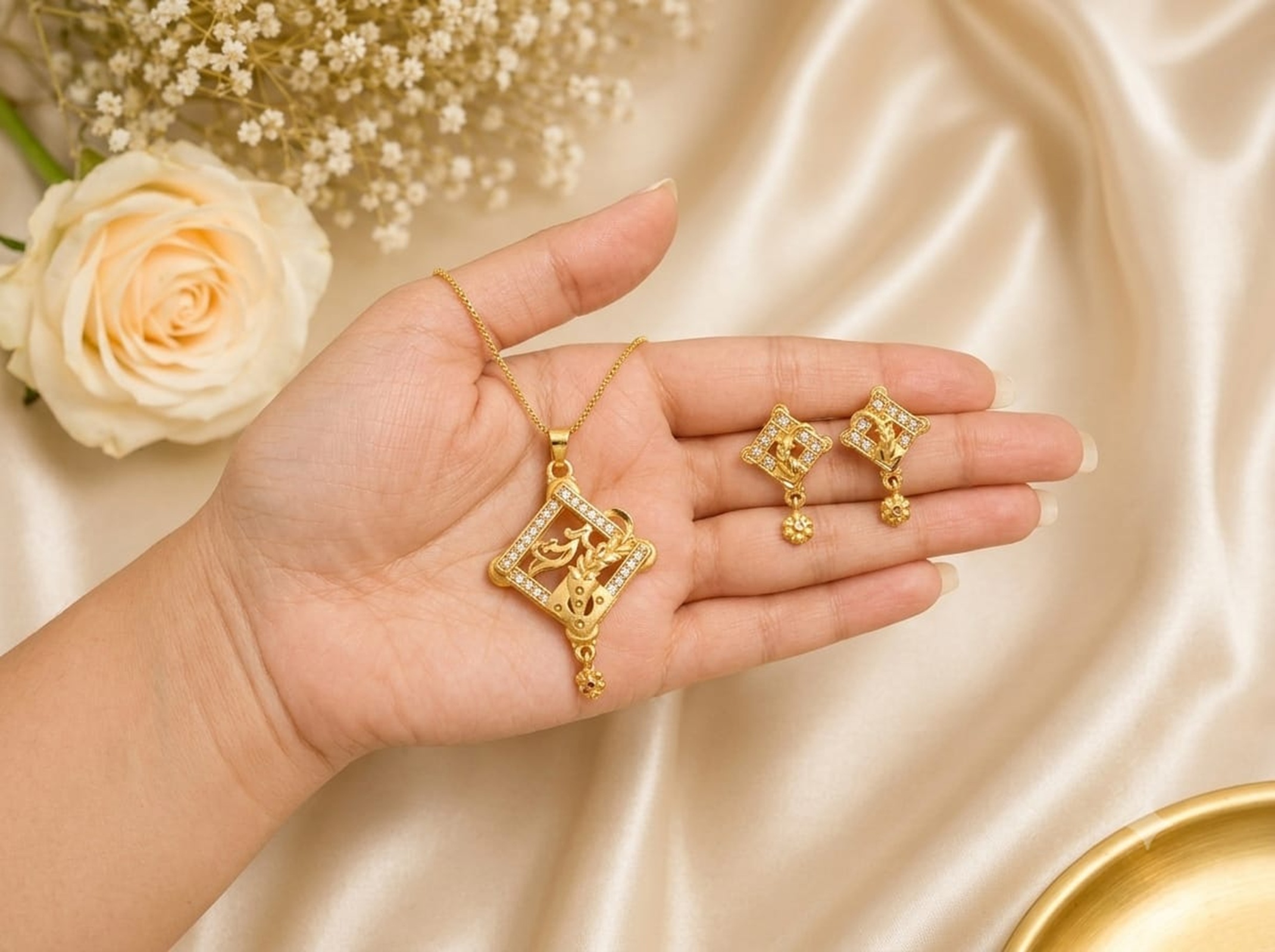 Elegant Gold-Plated Pendant Set