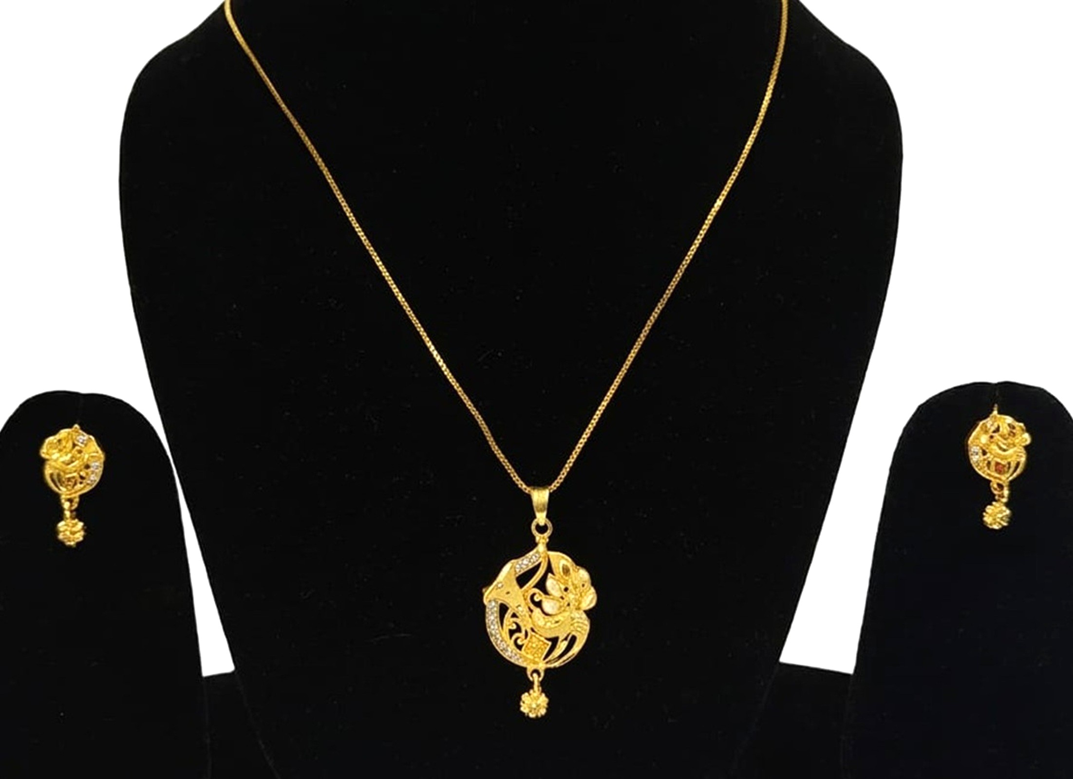 Elegant Gold-Plated Pendant Set