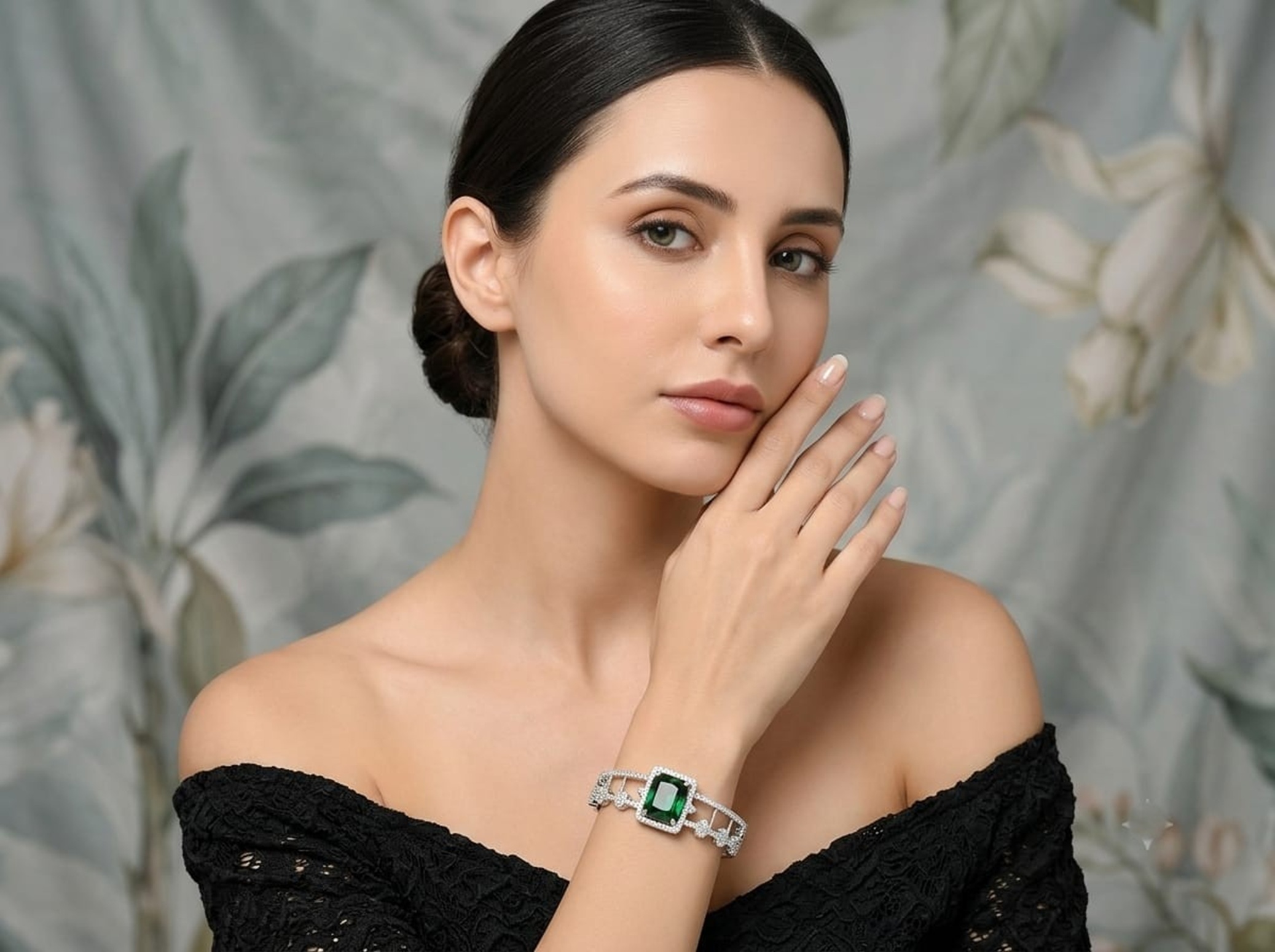 Emerald Green Gemstone Bracelet