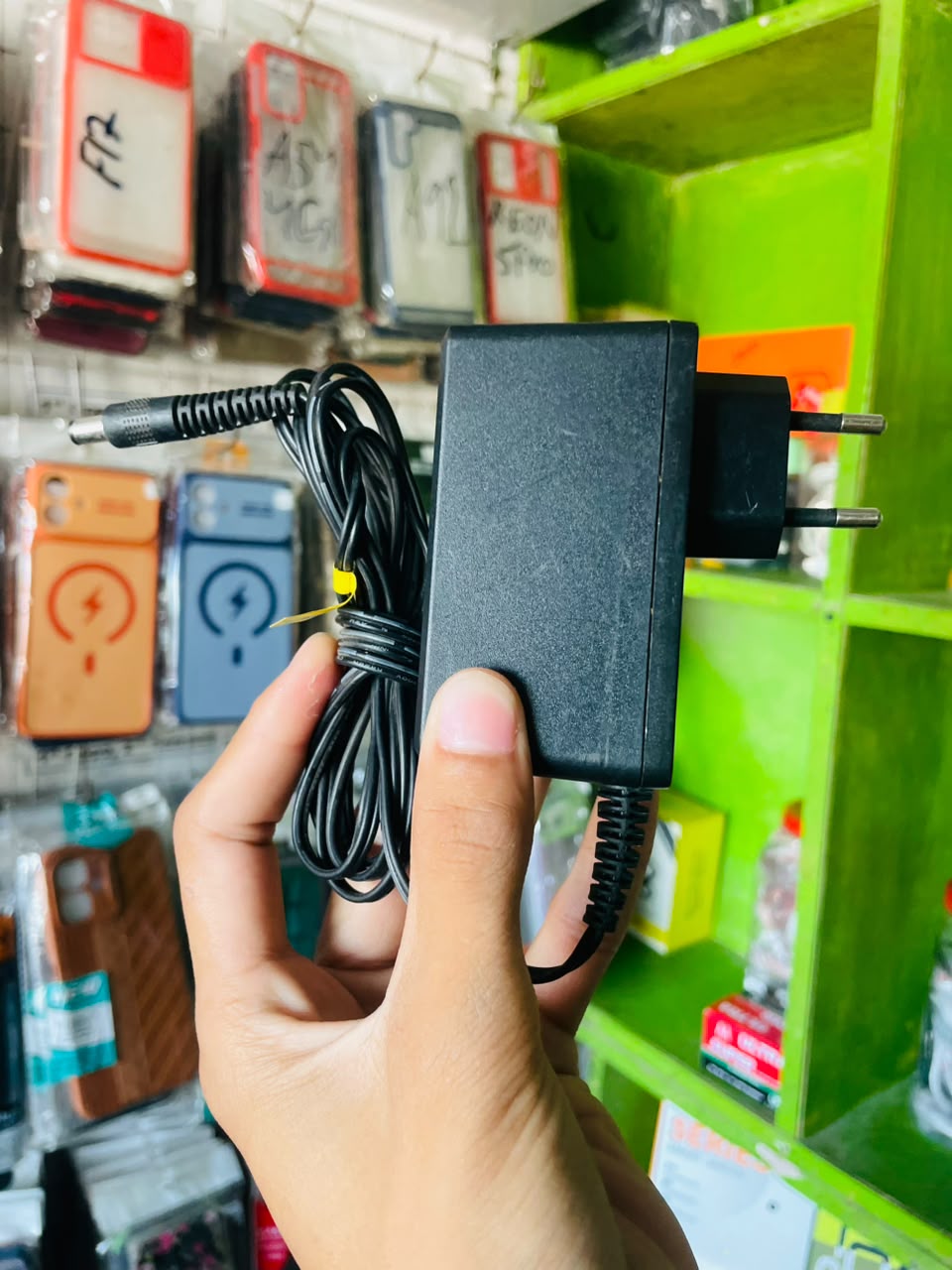 Router Power Charger (12volt, 2.5A)