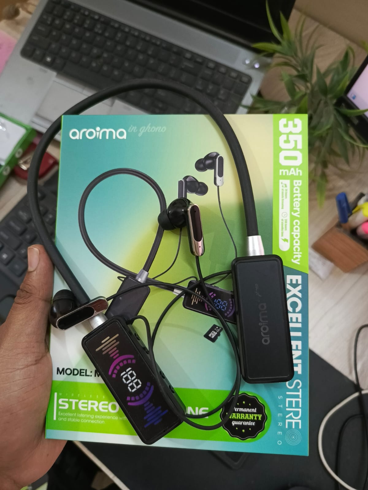 Araimo digital display neckband.