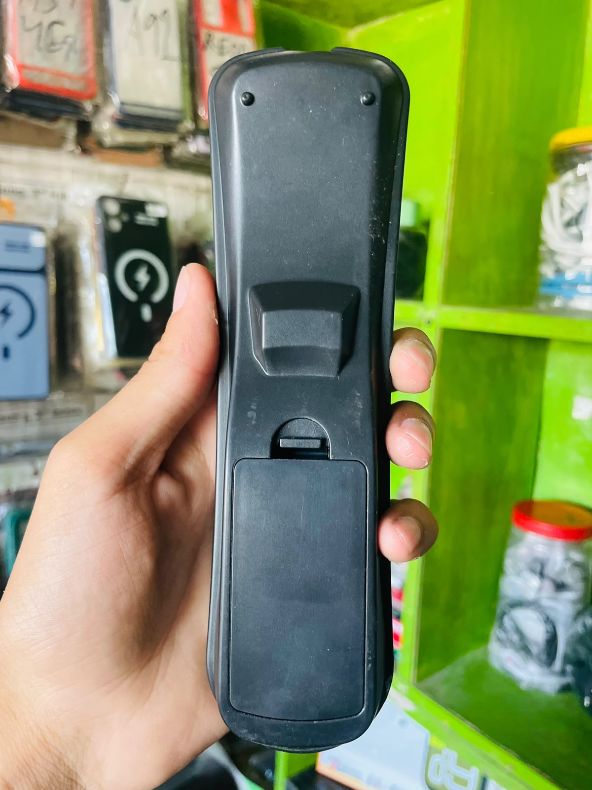HUEEYU Universal TV Remote