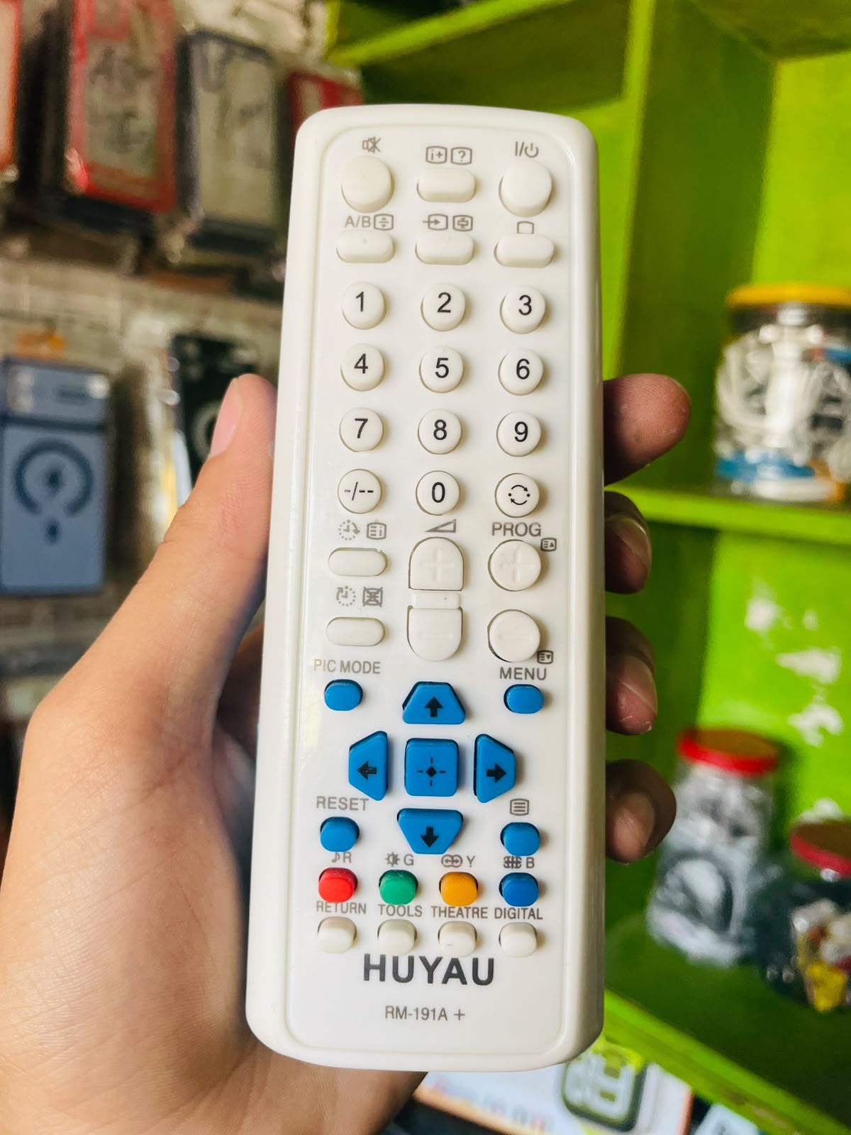 HUAYU Universal TV Remote