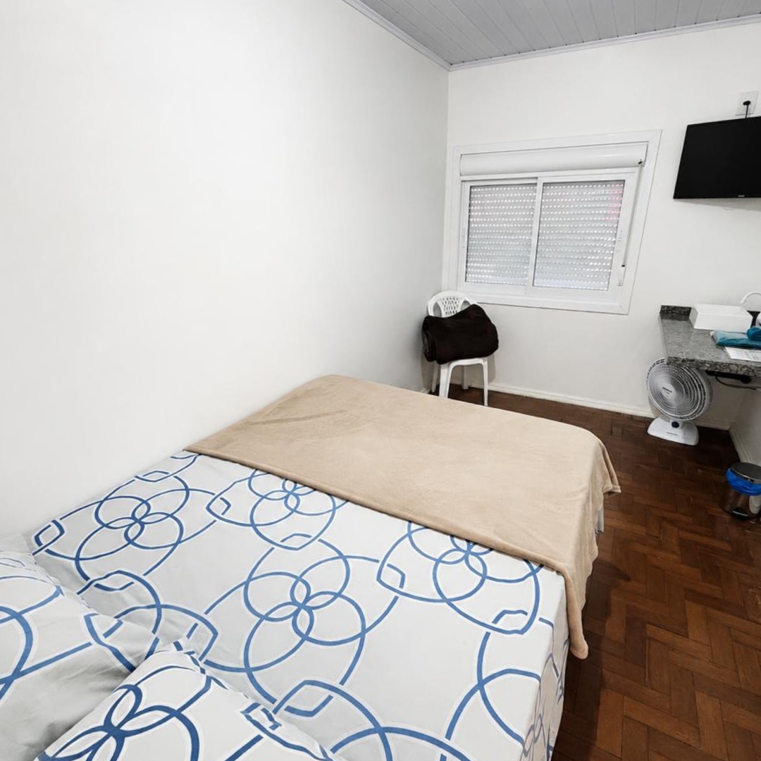 Quarto Simples - 03