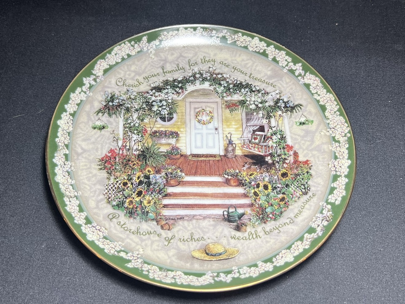 Decorative Porcelain Collector Plate | PU134