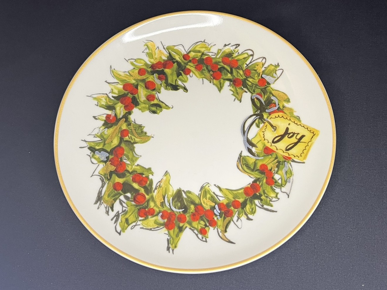 Holiday Wreath Ceramic Plate | H109