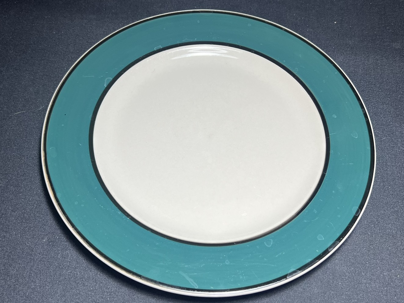 Classic Ceramic Dinner Plate | PC153