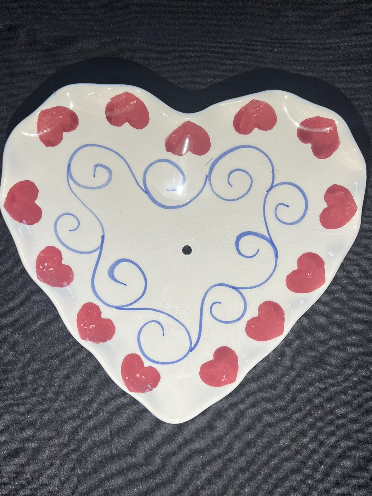 Heart-Shaped Ceramic Plate | H117