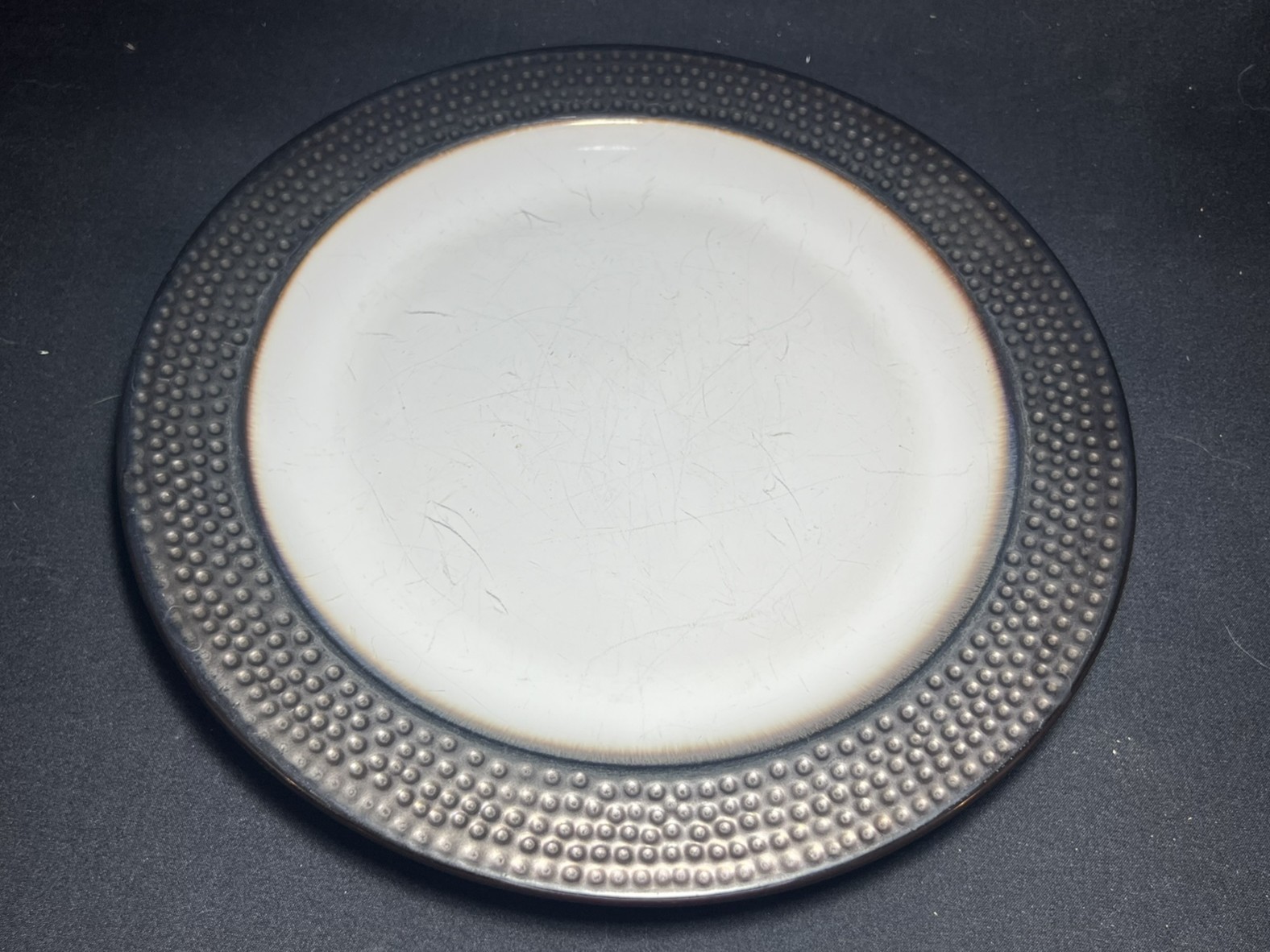 Textured Stoneware Dinner Plate | PC160