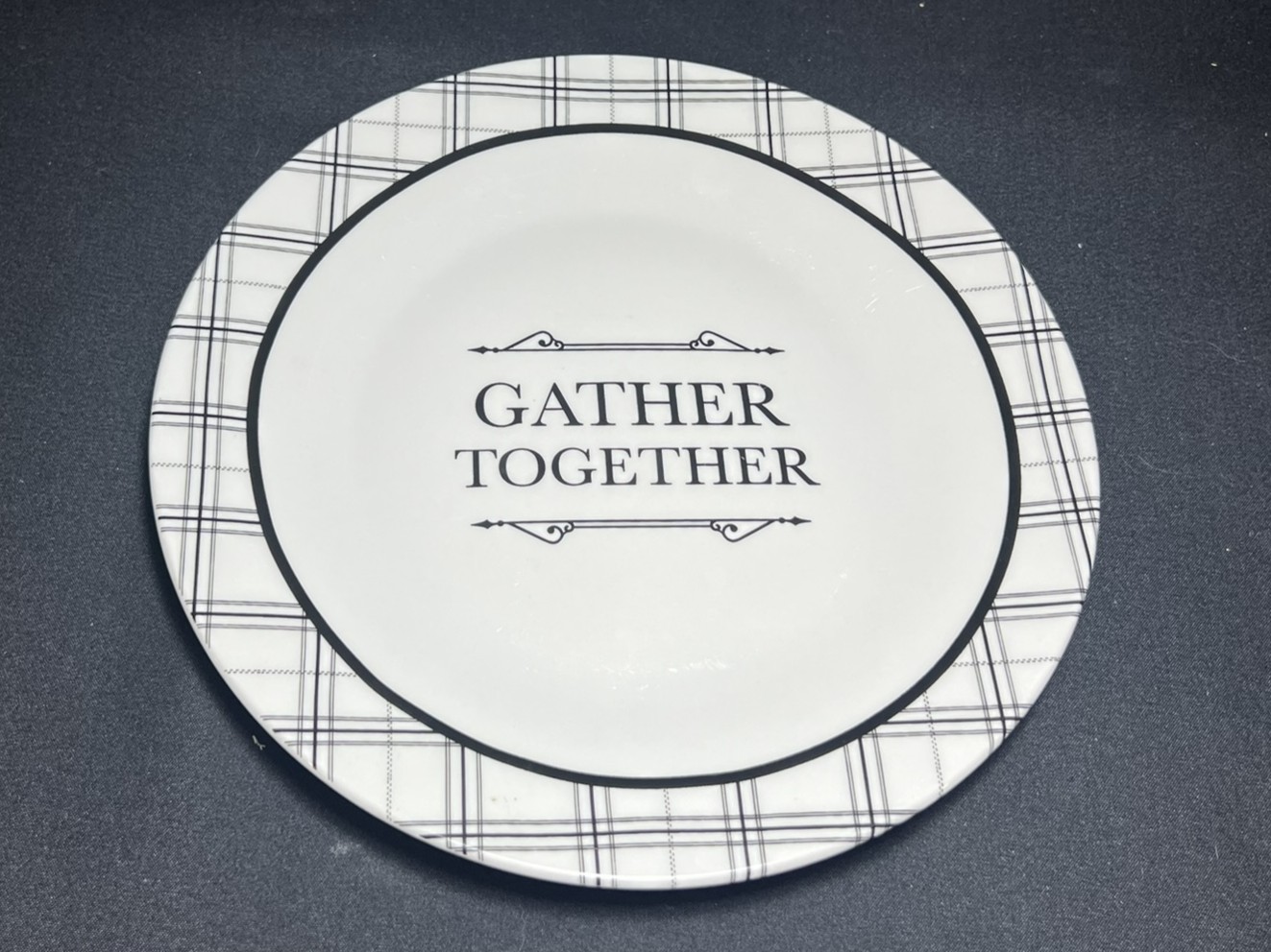 Gather Together Dinner Plate | H203