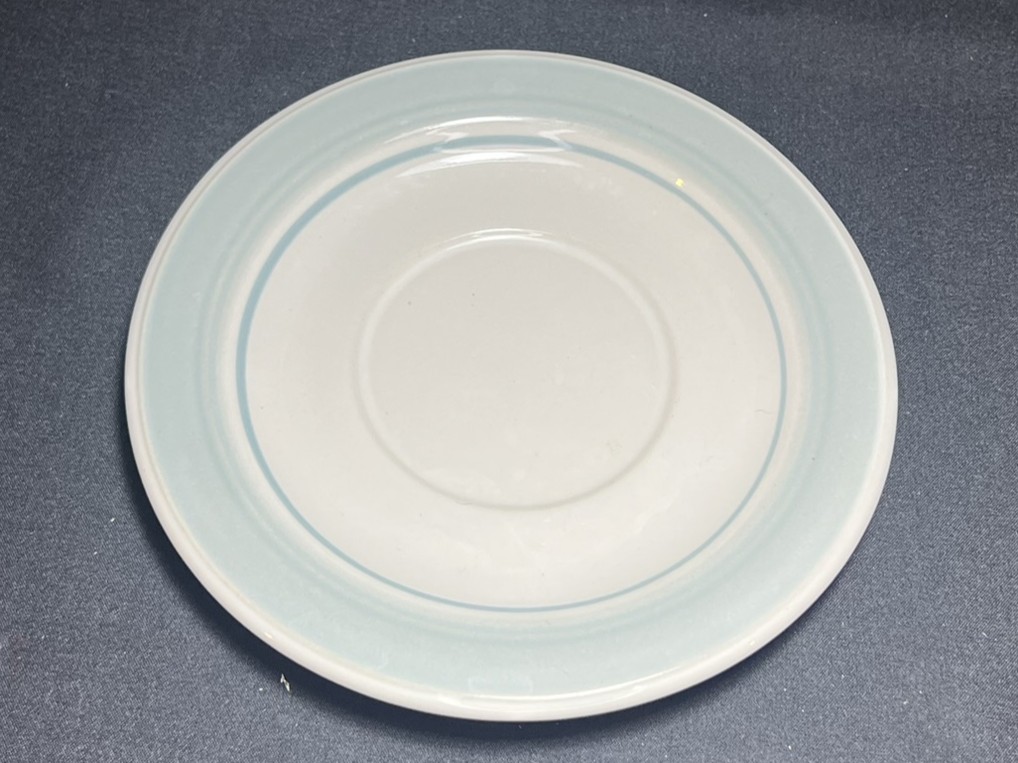 Classic Ceramic Dinner Plate | PC136