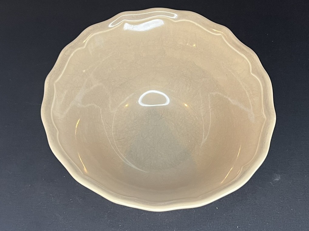 Classic Ceramic Serving Bowl | B122