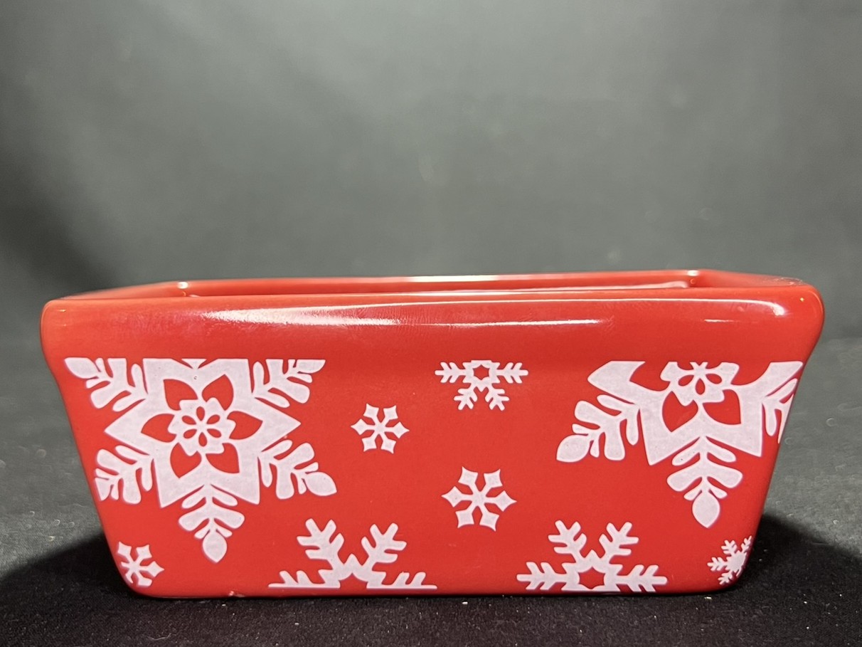 Red Snowflake Ceramic Loaf Pan | H232