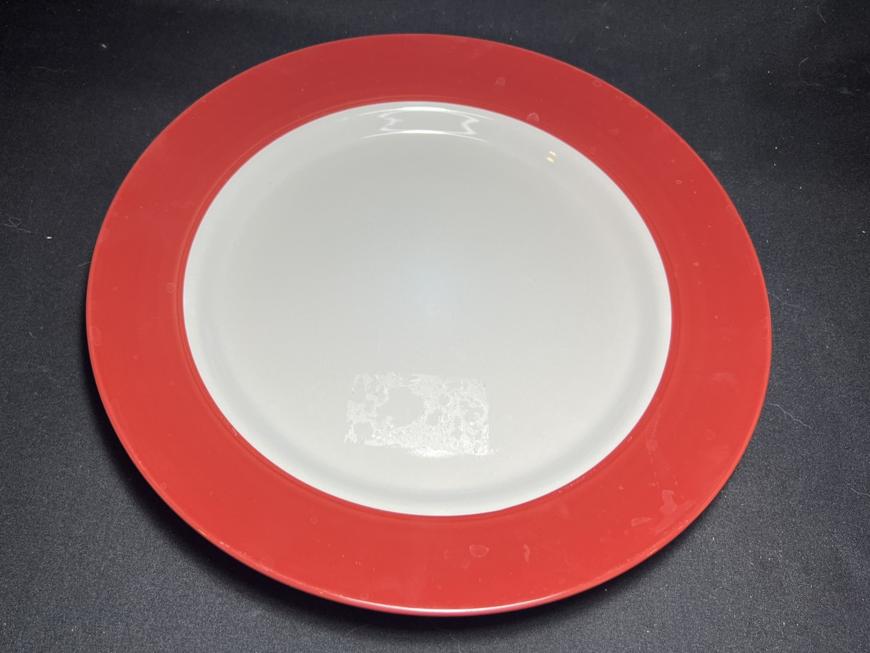 Red Rim Ceramic Dinner Plate | PC158