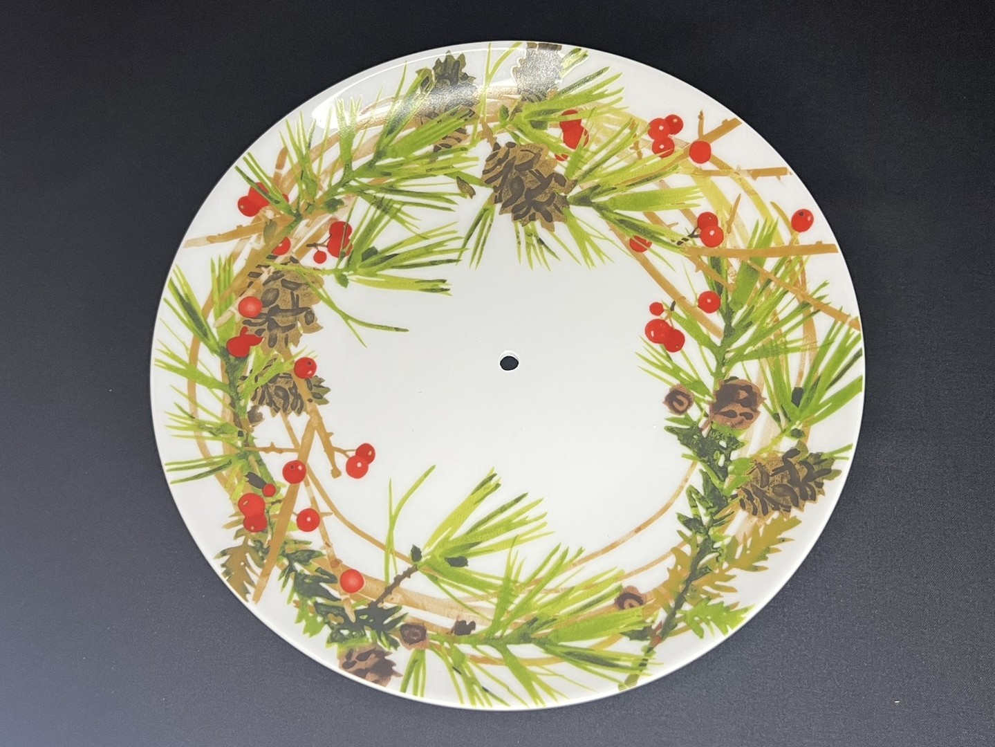 Holiday Pine Wreath Wall Clock Face | H112