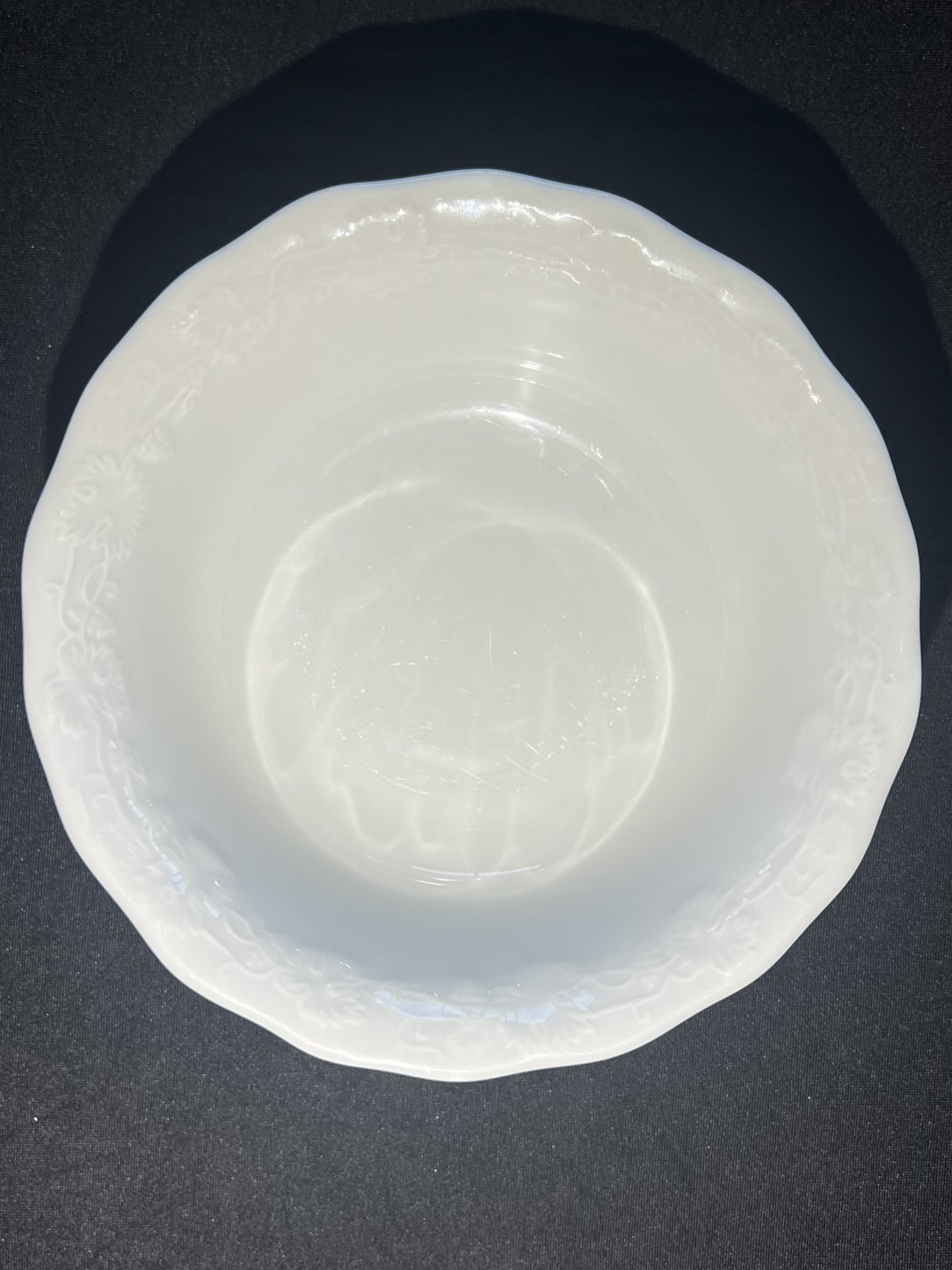 White Embossed Ceramic Bowl | B120
