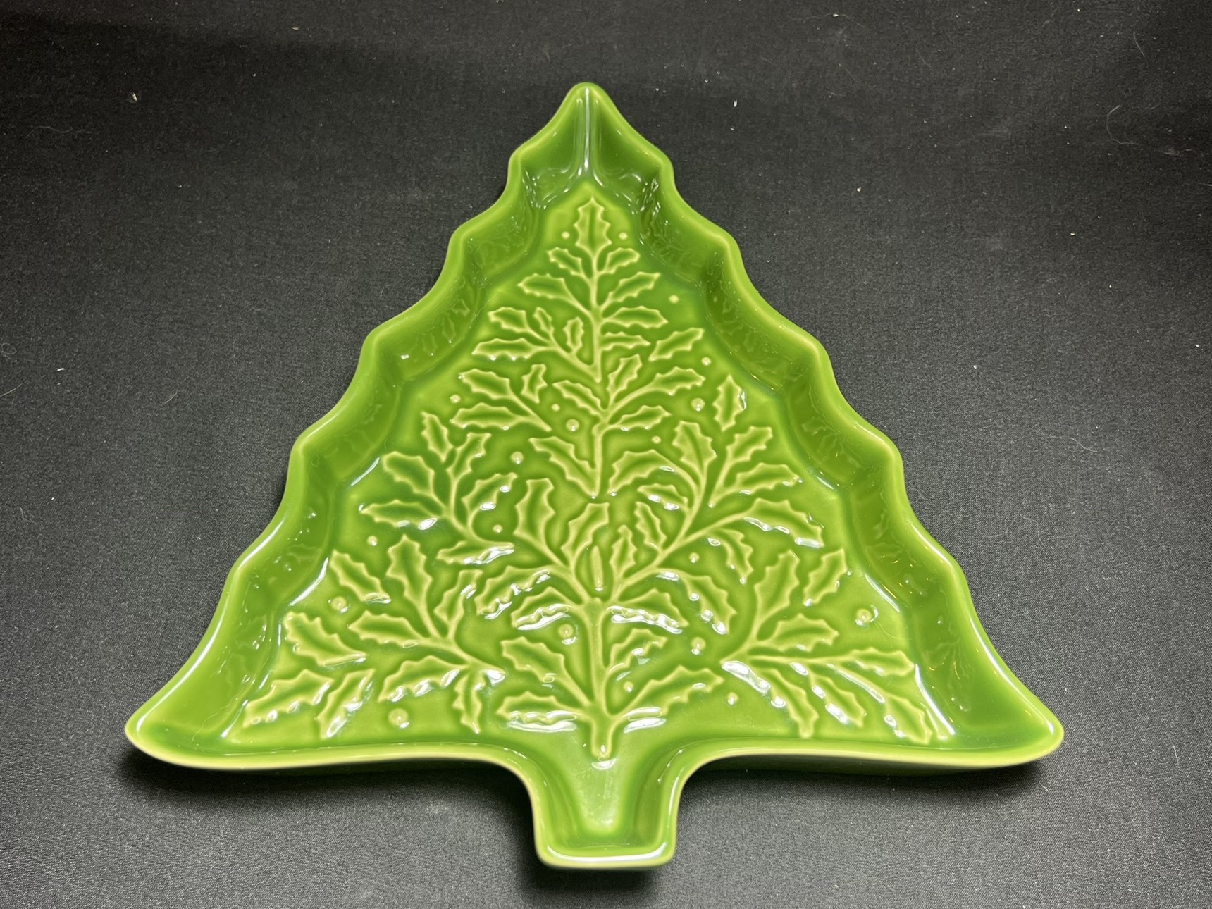 Ceramic Christmas Tree Dish | H237