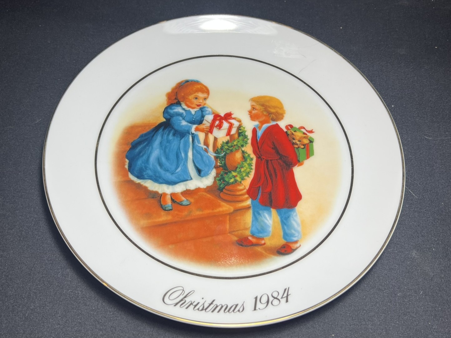 Christmas 1984 Collector Plate | H249