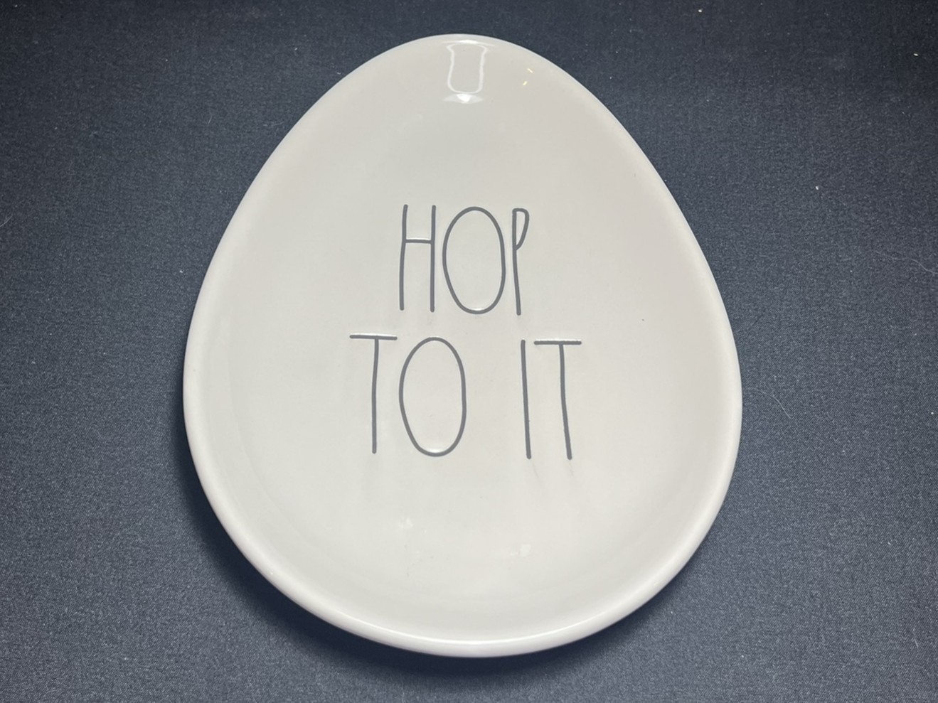 Egg-Shaped Ceramic Dish | H145