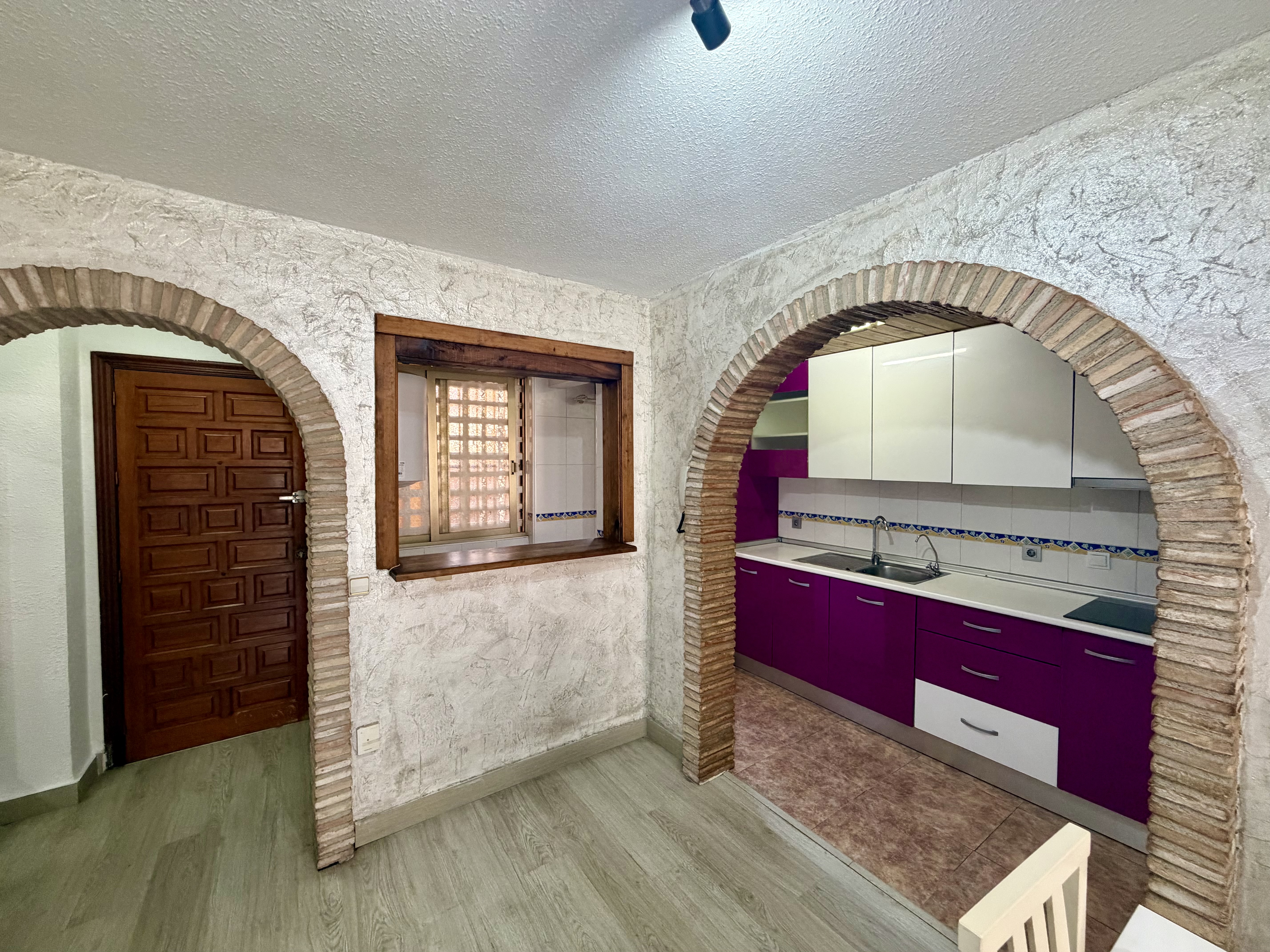 Apartamento 2 dormitorios zona Acequión