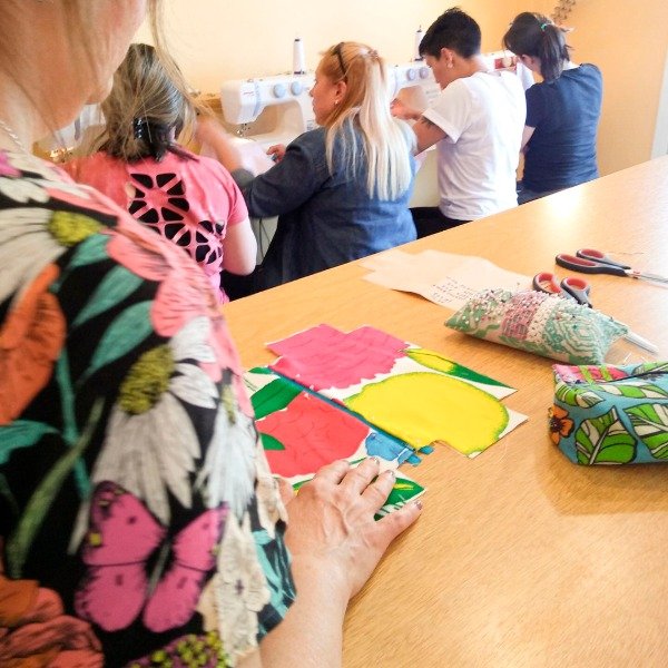 3️⃣ Taller "Accesorios con Propósito"