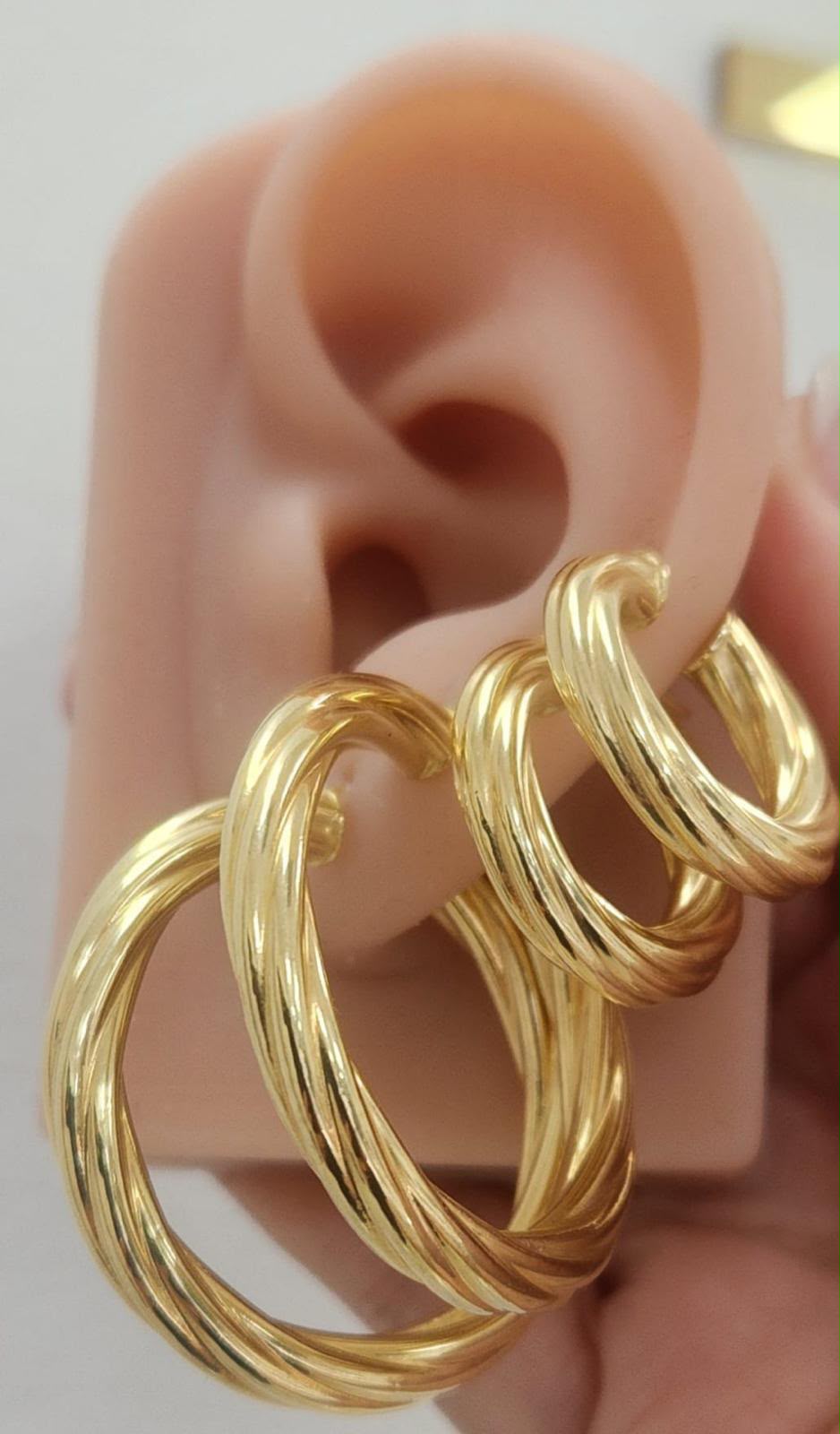 Argollas  de oro clásica