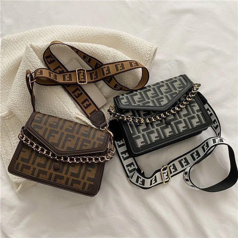 CARTERA DE HOMBRO CON ESTAMPADO FENDI