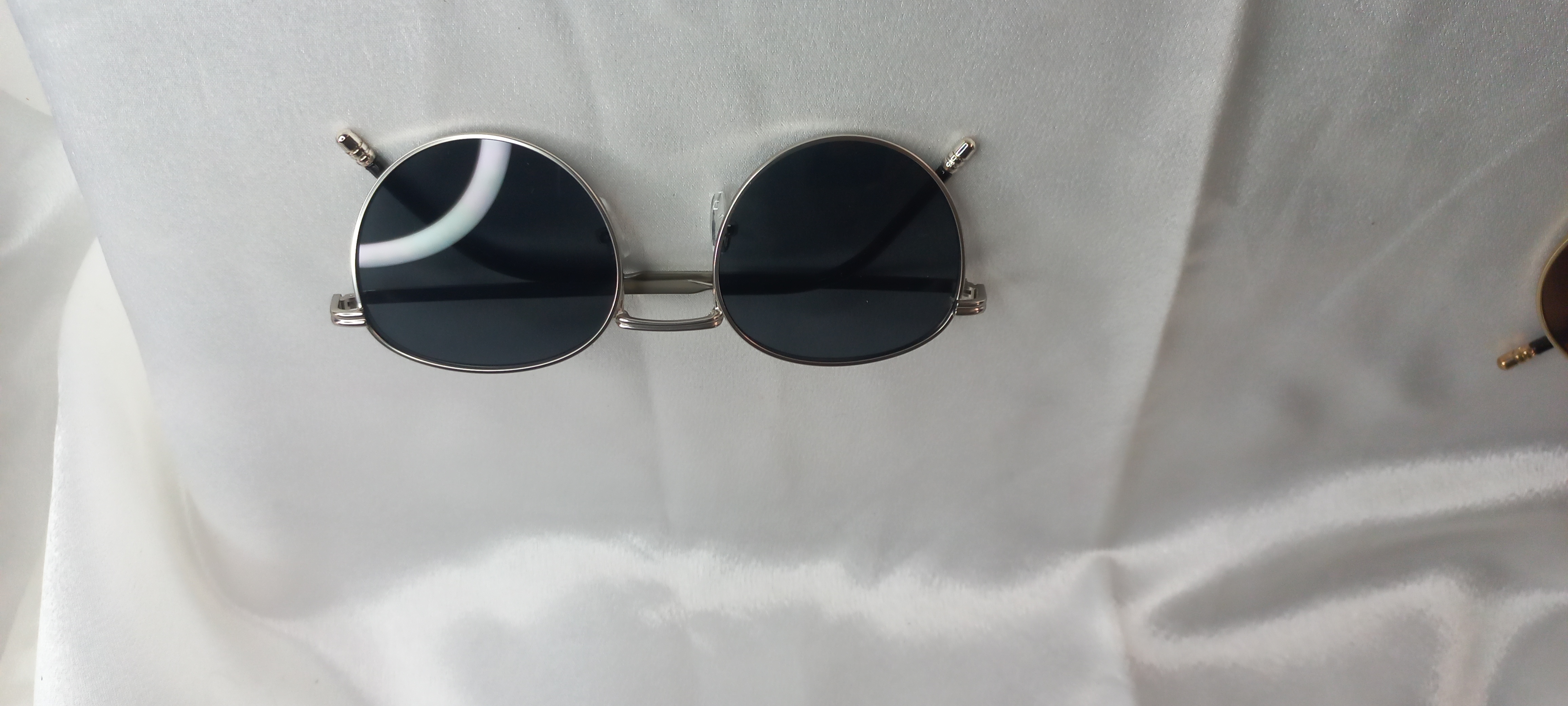 Round Sunglass