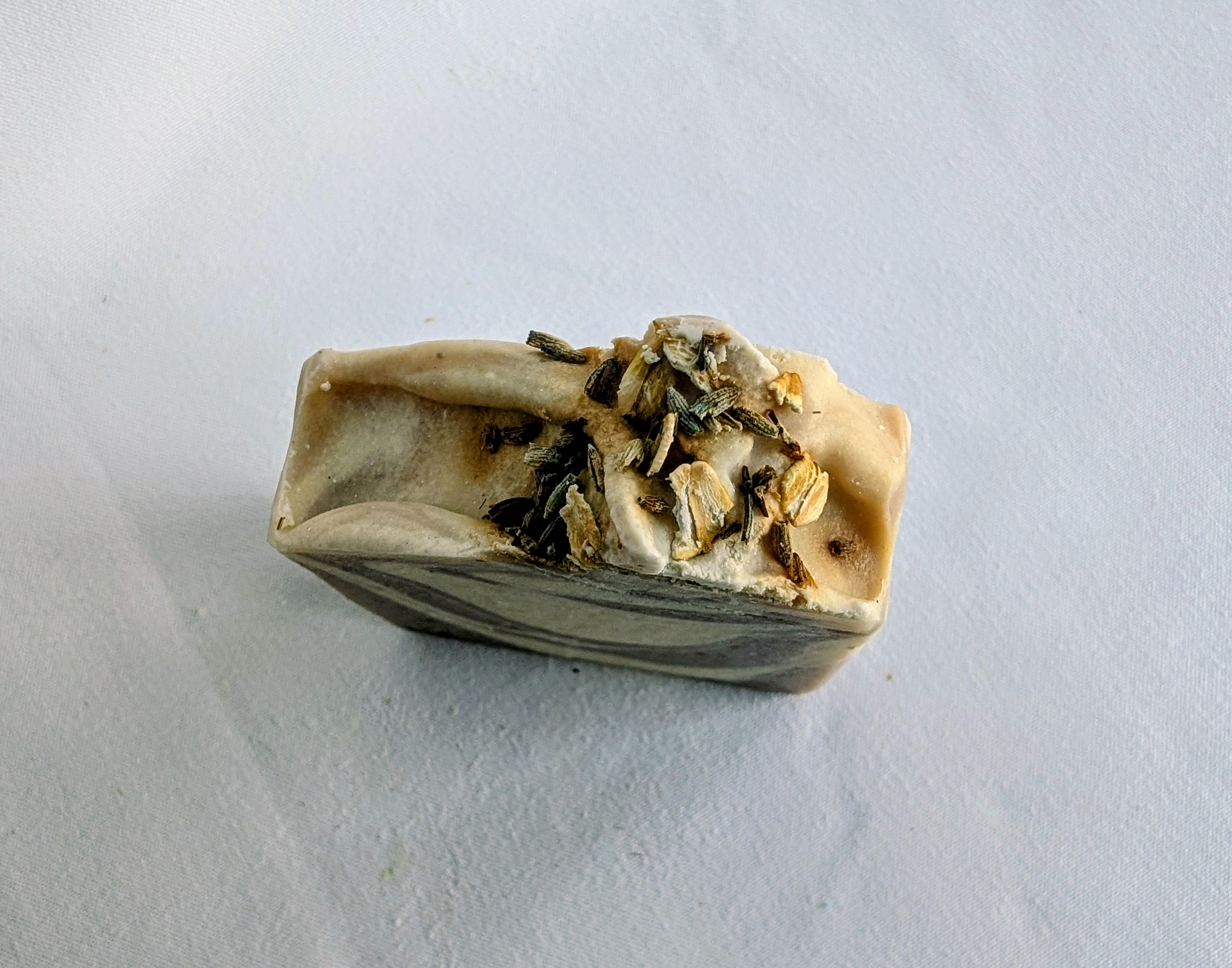 Lavender & Oatmeal Artisan Soap - 100% Natural 