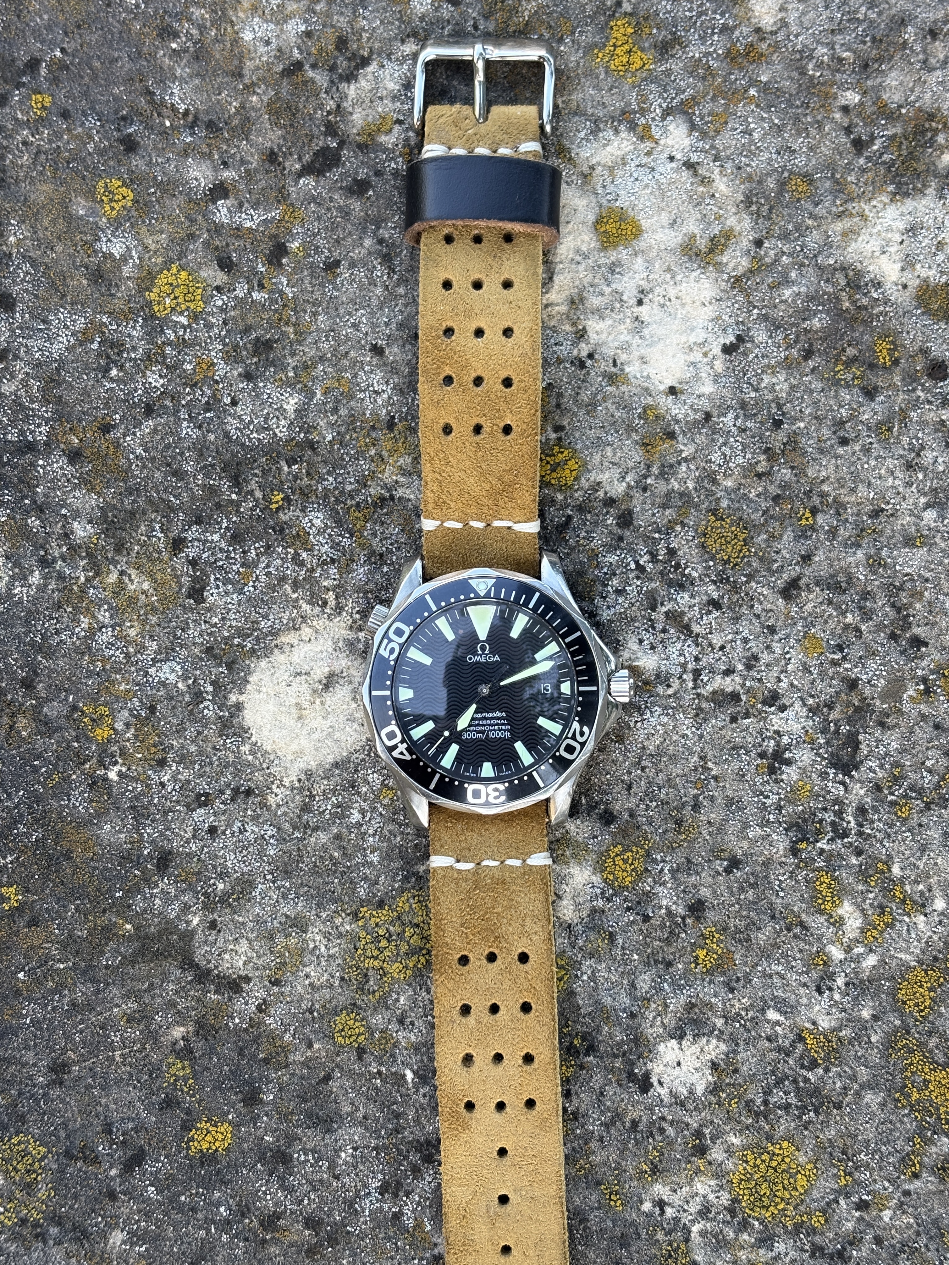Suede Perforated Strap, Color Lion