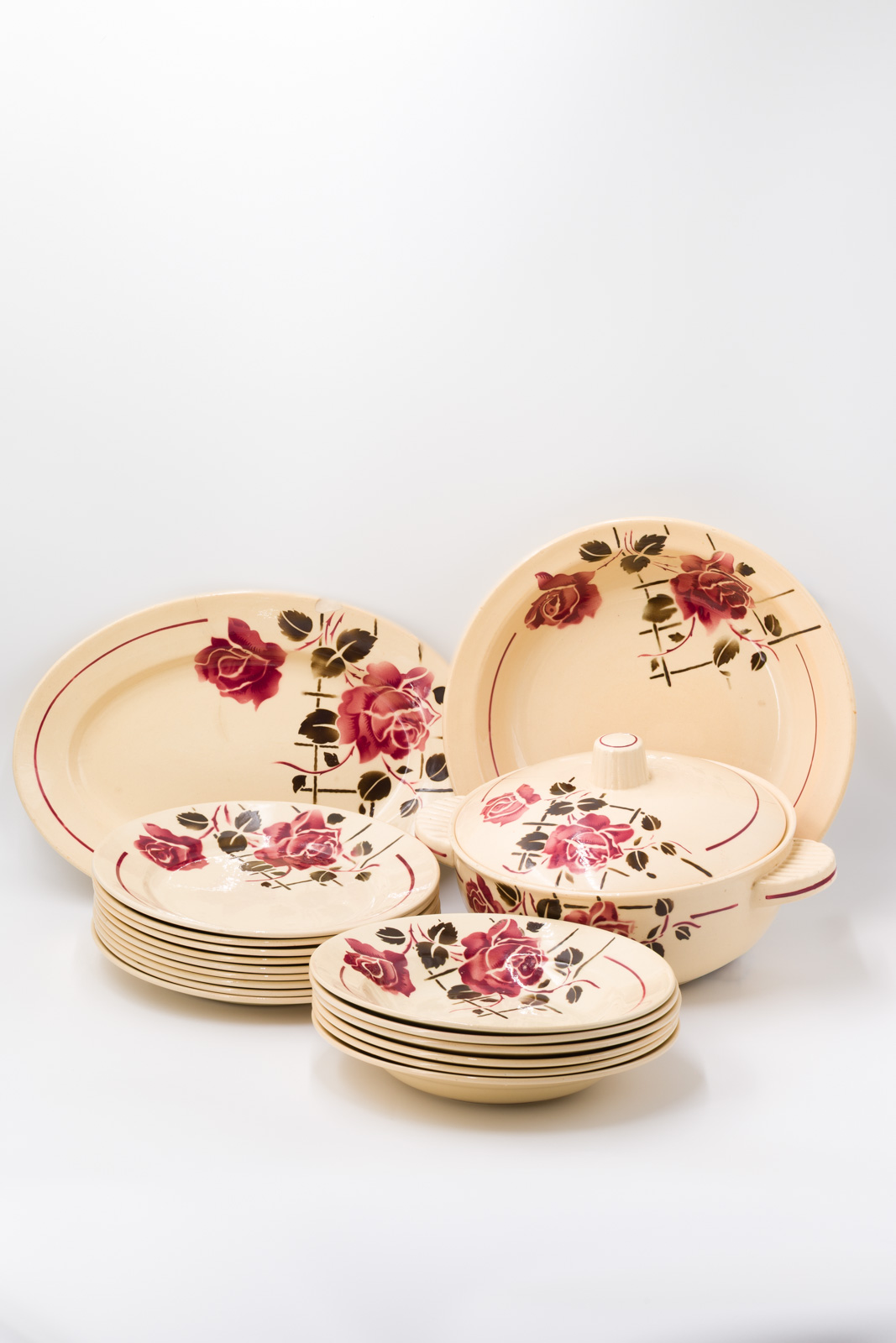 Service de table Badonviller « Simone » en faïence française – Années 1940