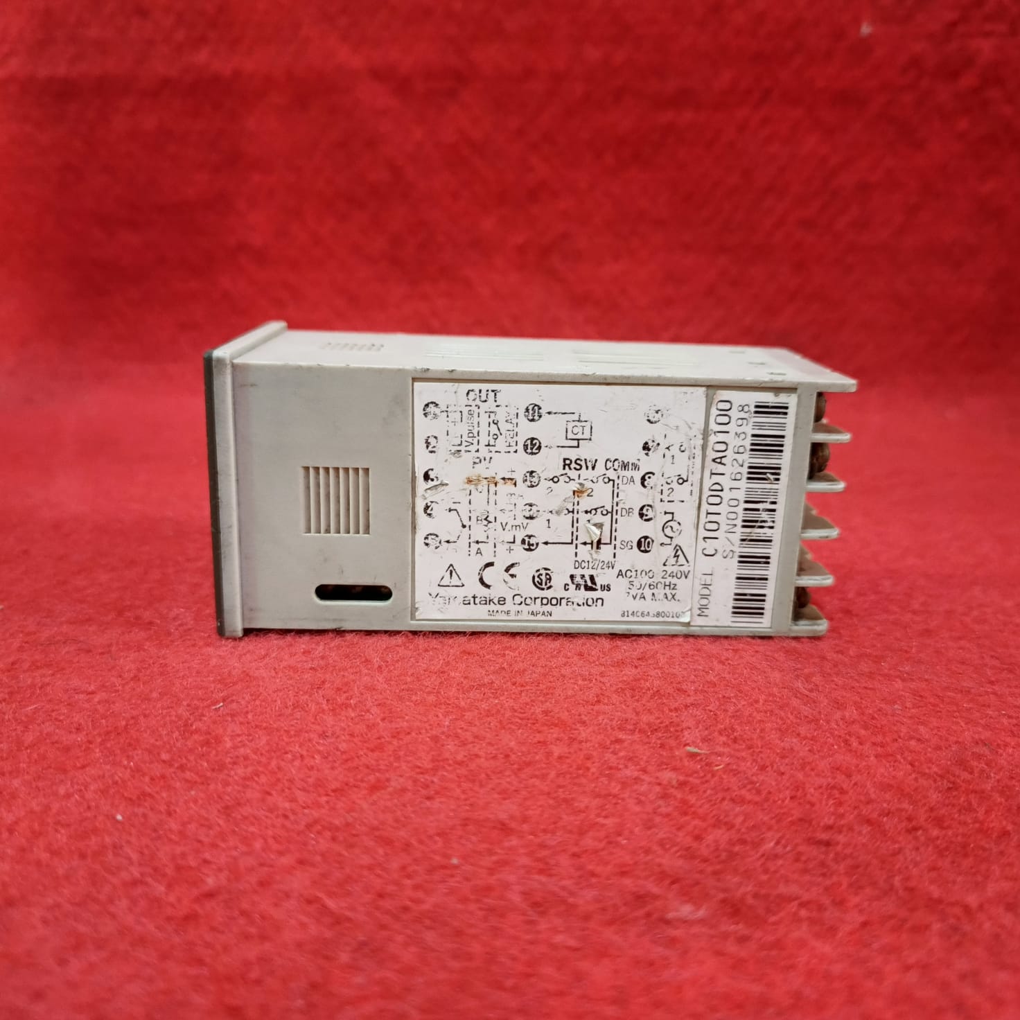 YAMATAKE SDC10 Temperature Controller 