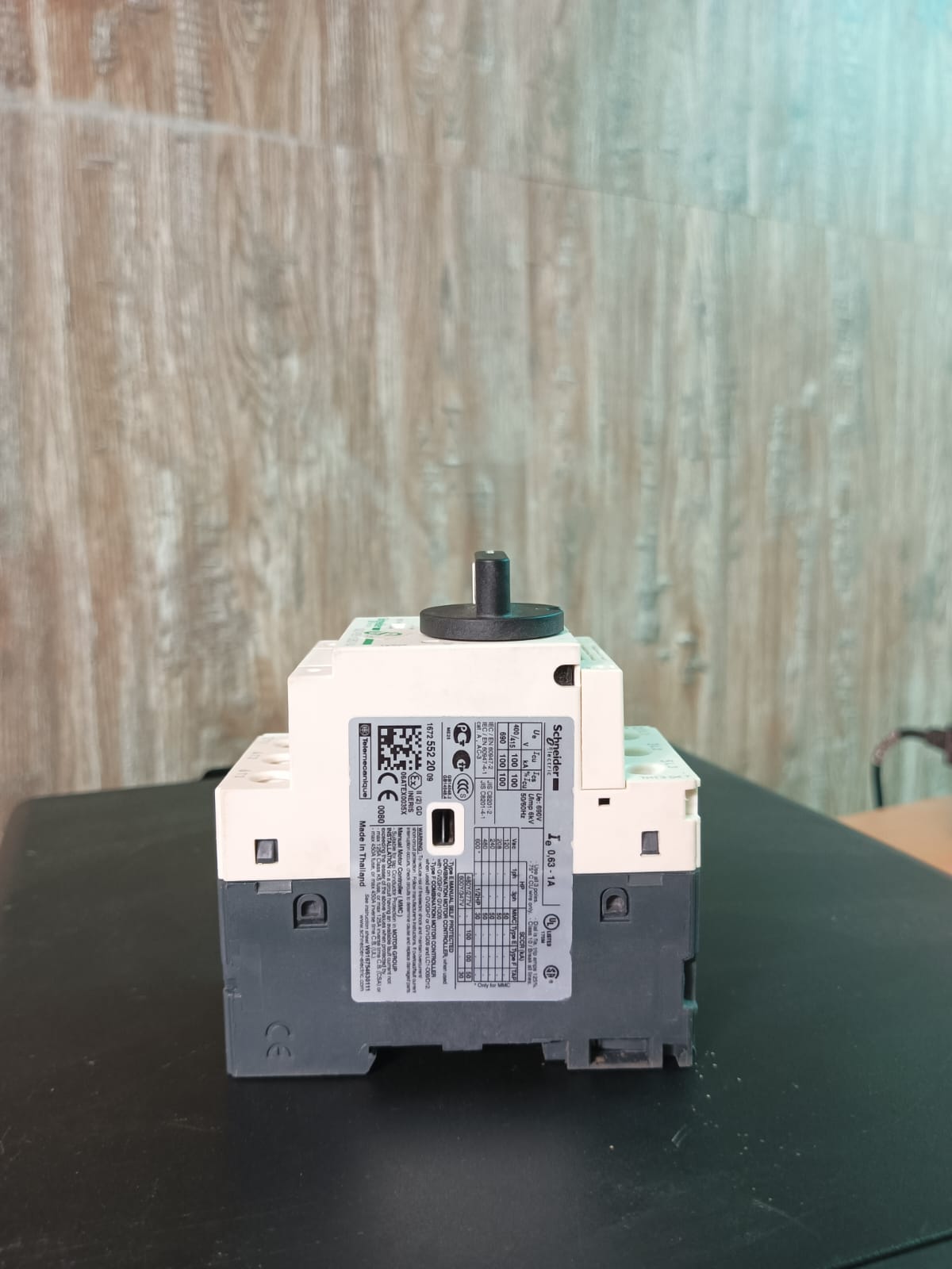TeSys GV2 P05 - Motor circuit breaker - thermal-magnetic - 0.63…1 A 