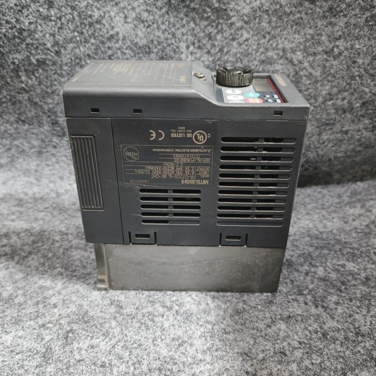 Mitsubishi FR D720S 0.4K CHT 