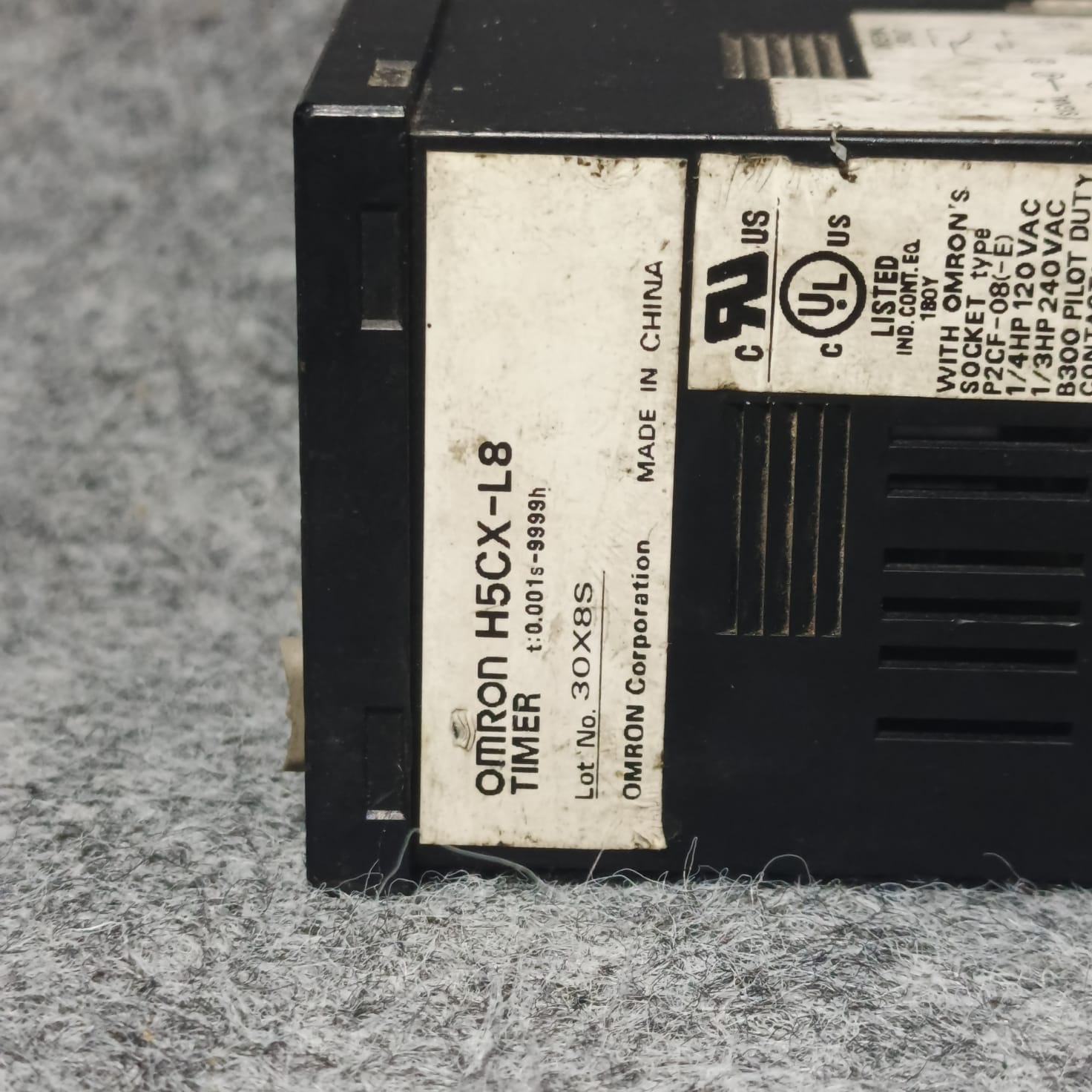 OMRON H5CX L8 Digital Timer 