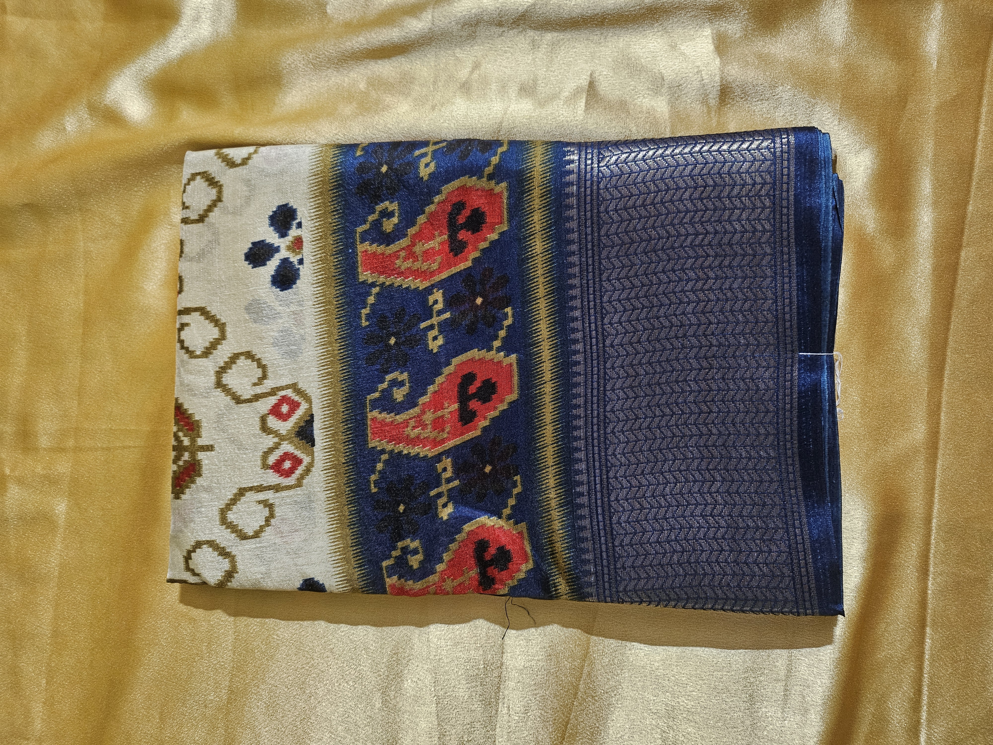 Dola Silk
