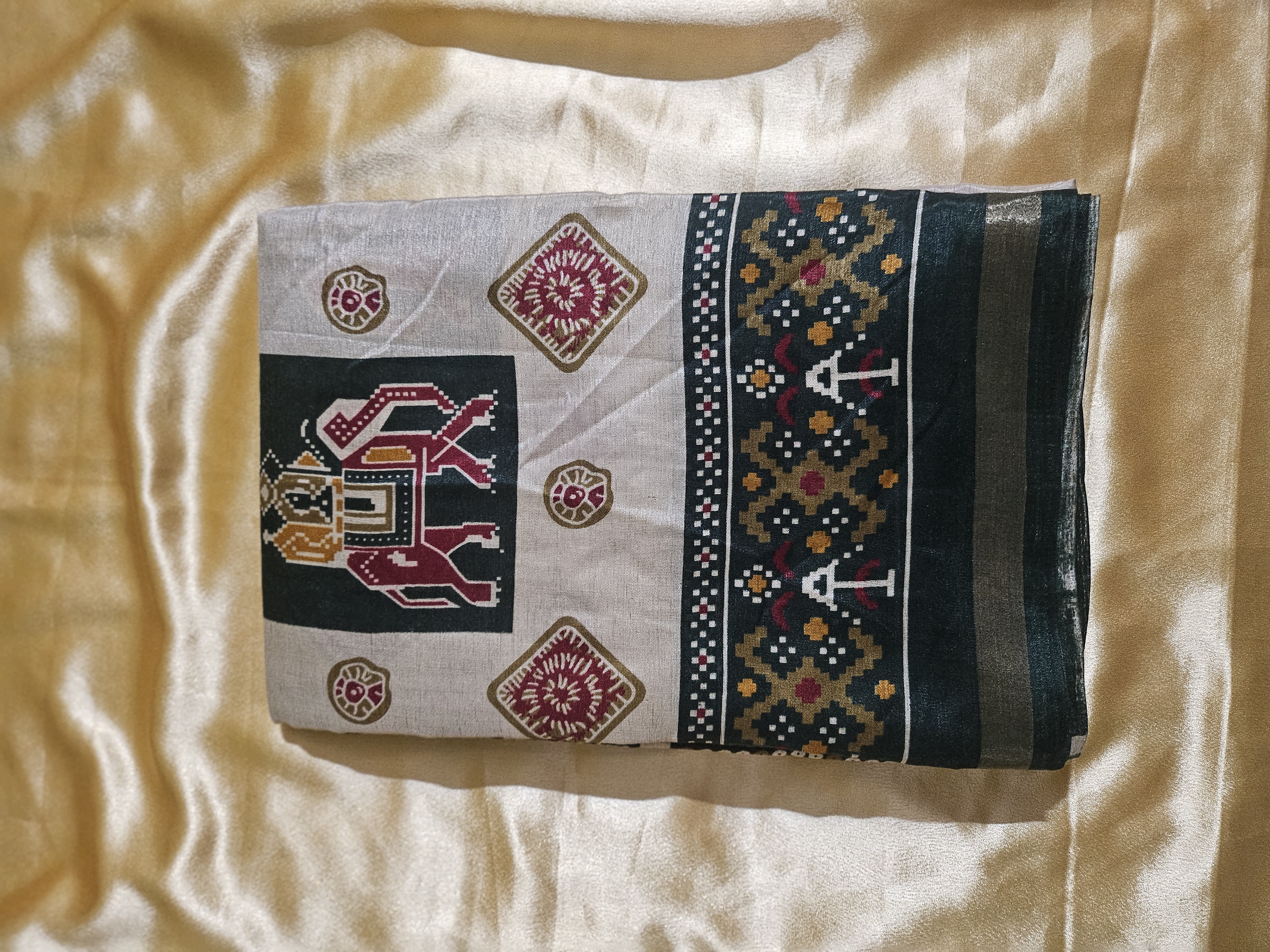 Mul Silk Patola 