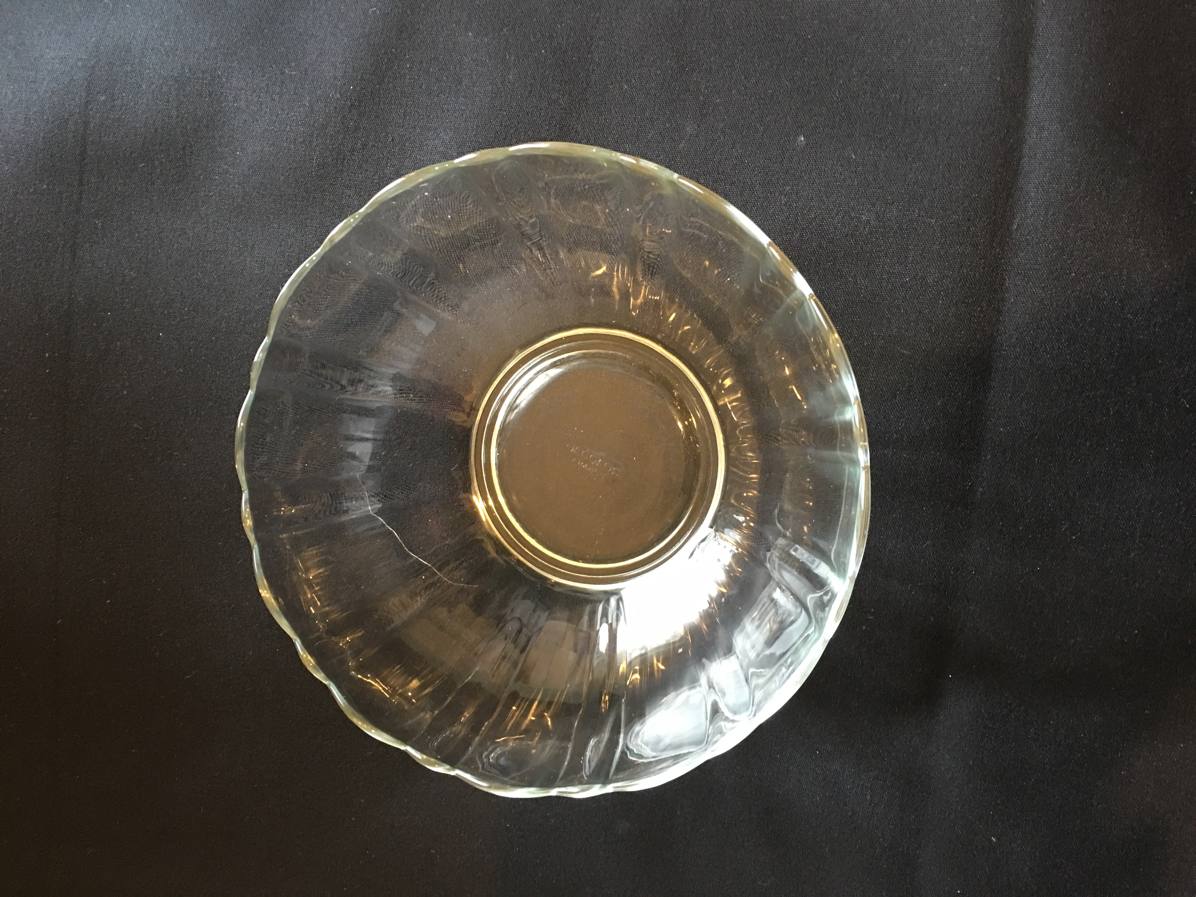 Bowl Glass Leaf Pattern 