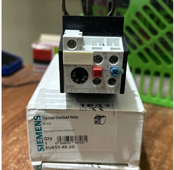SIEMENS 3UA59 40-2M OVERLOAD RELAY 32A-45A