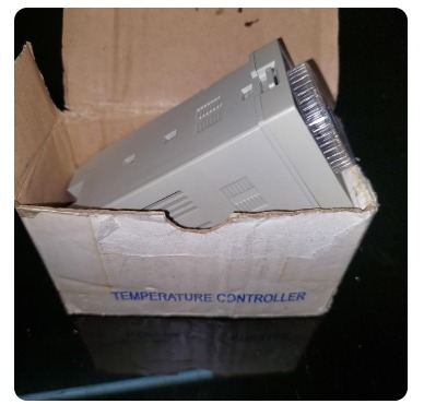 CAHO SR-T400 TEMPERATURE CONTROLLER