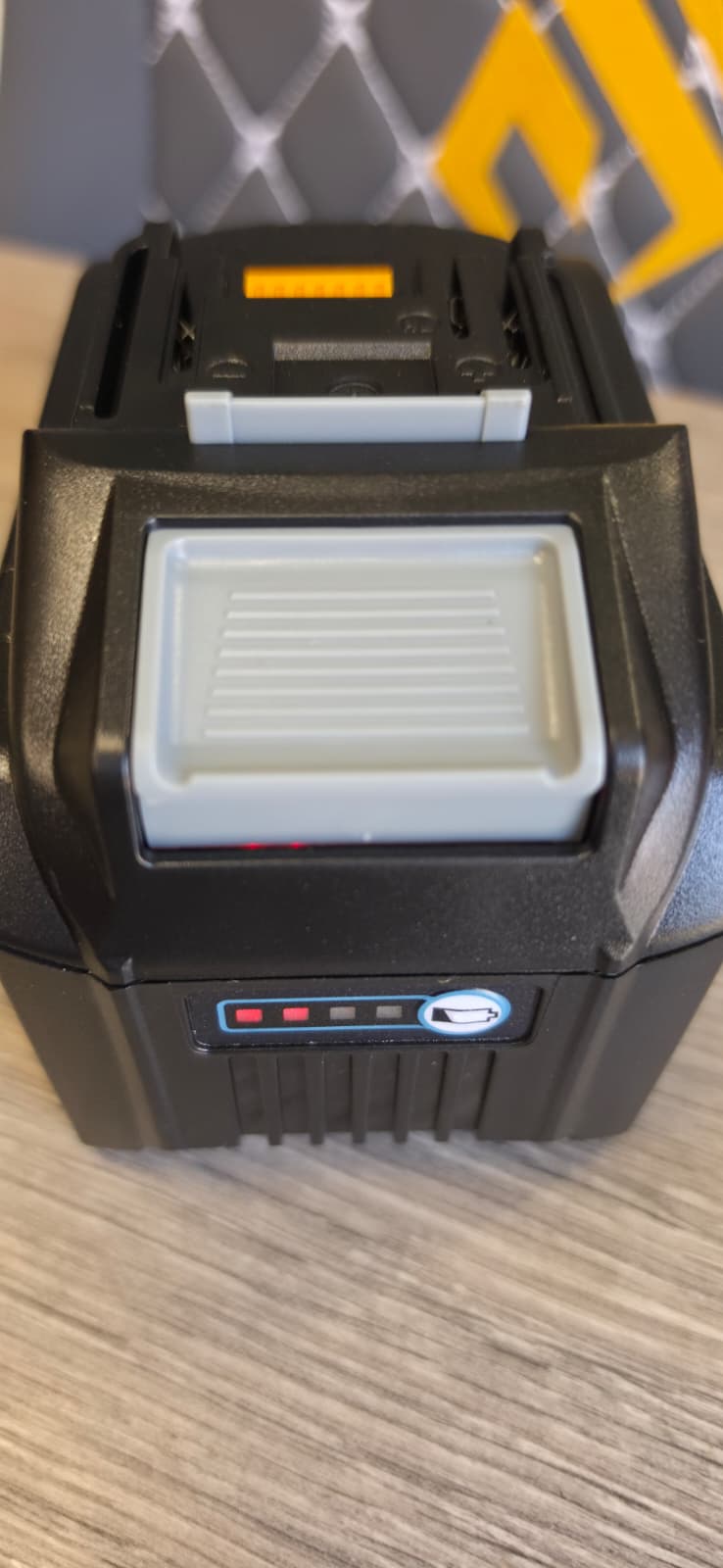 18V 12Ah Li-Ion Battery For Makita LXT Ampace JP40 Tabless Technology