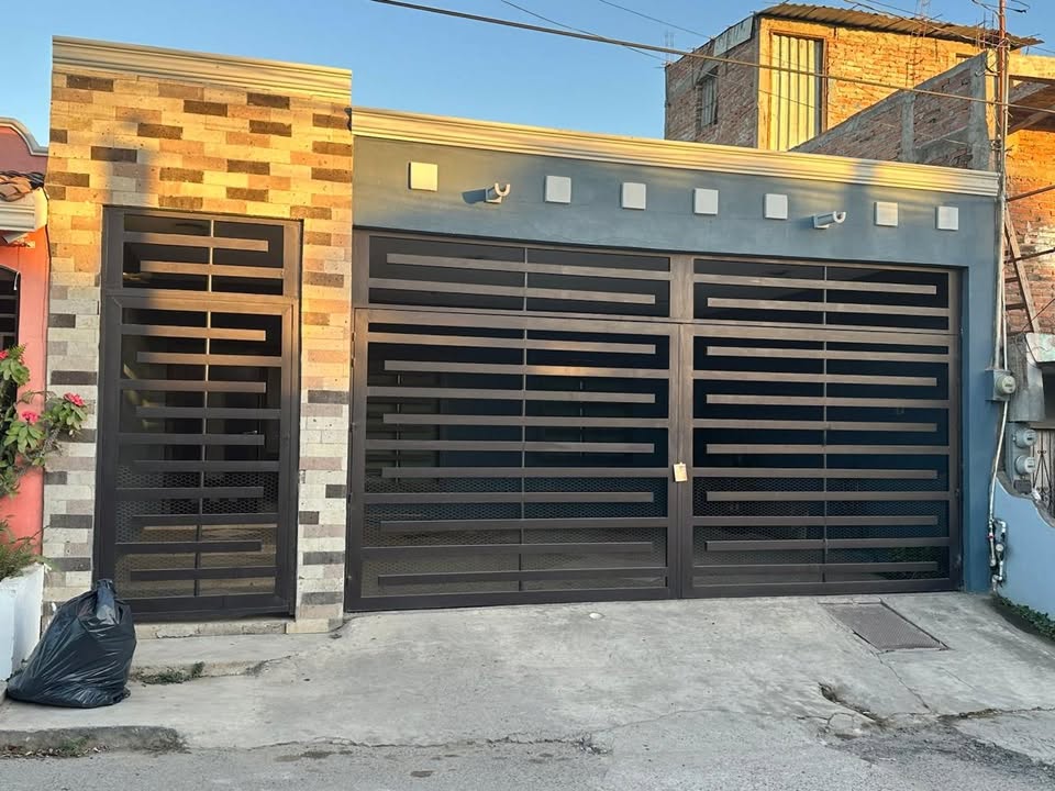 Flores Magón