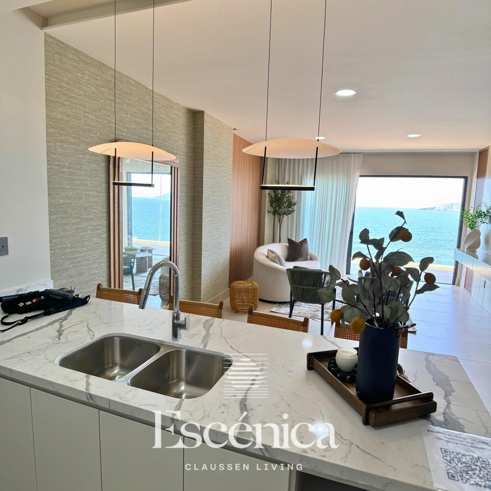 Escénica Claussen Living