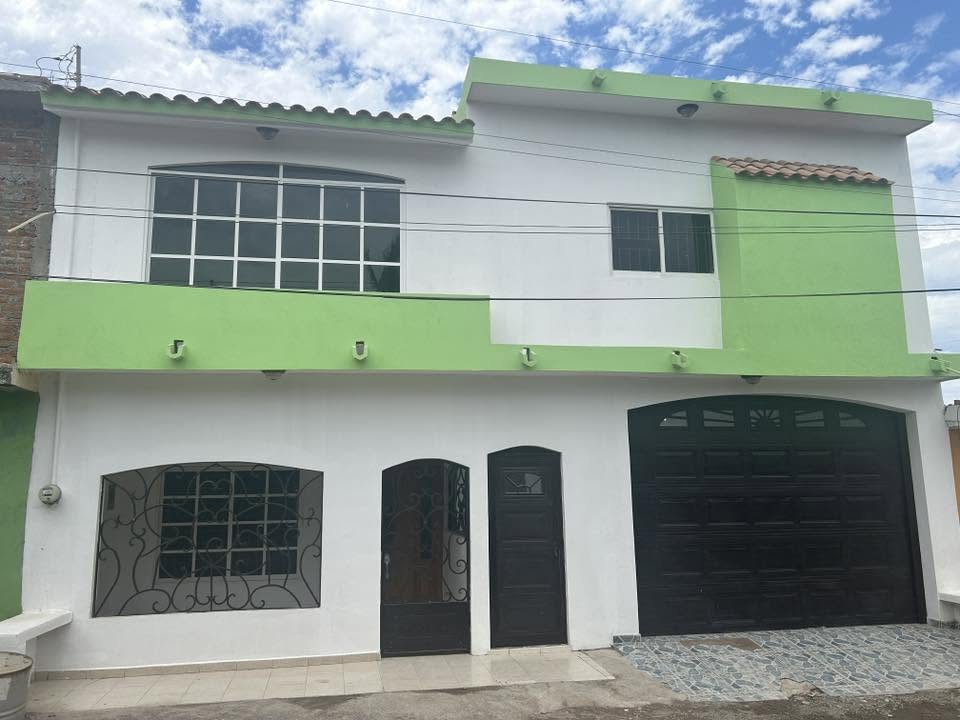 Casa 2 plantas ubicada en Villa Union