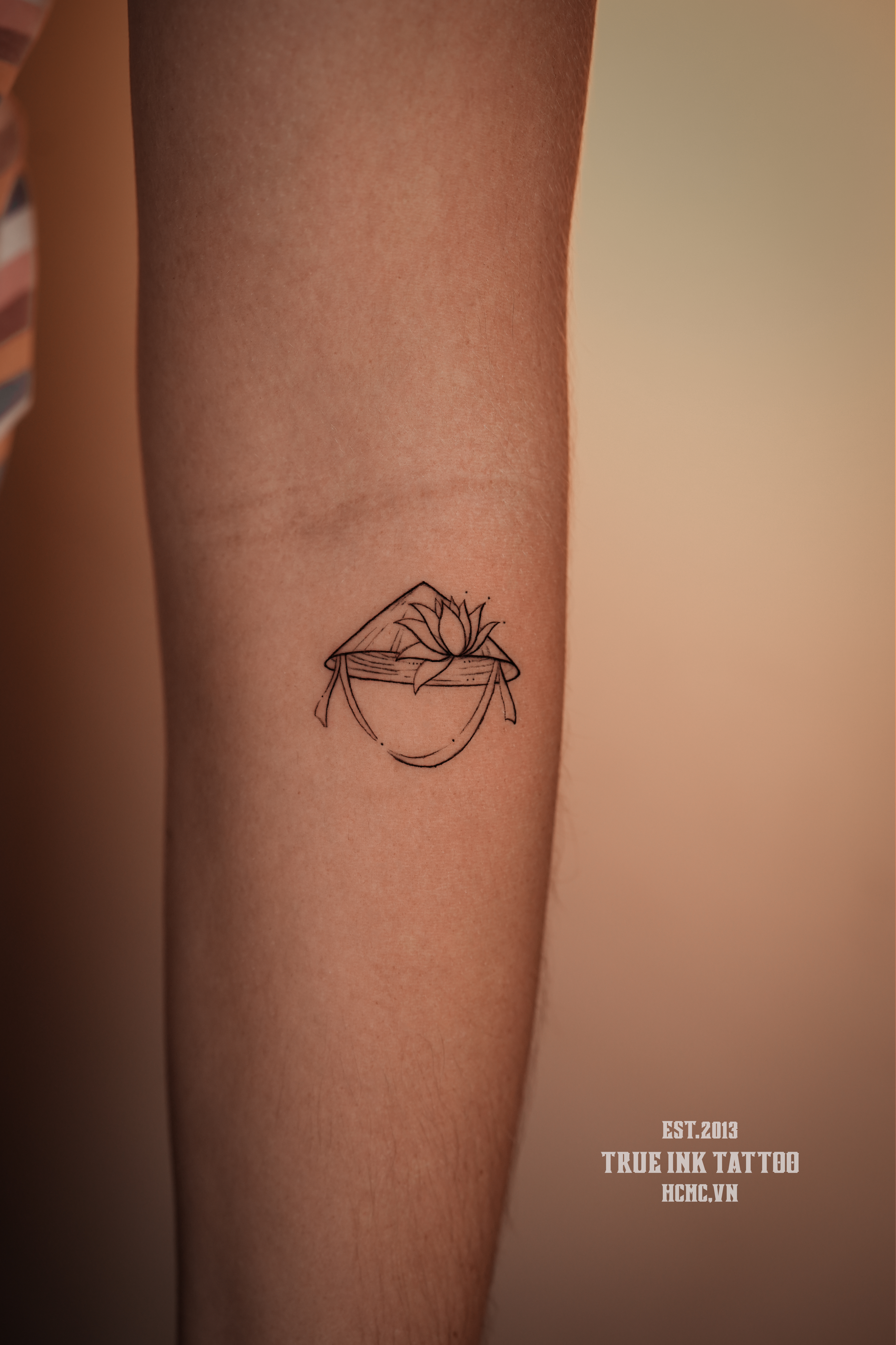 Lotus & Nón Lá