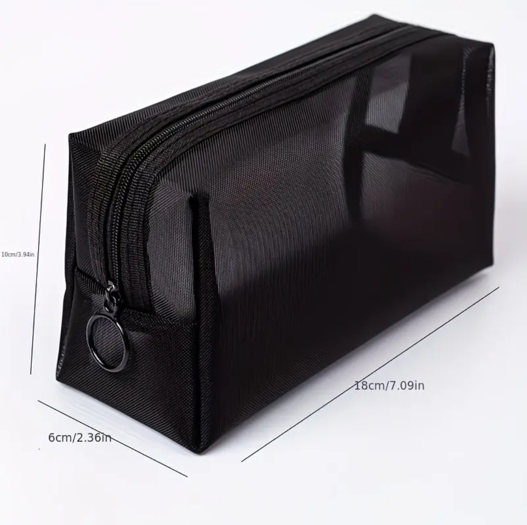 Trousse de toilette en maille noire