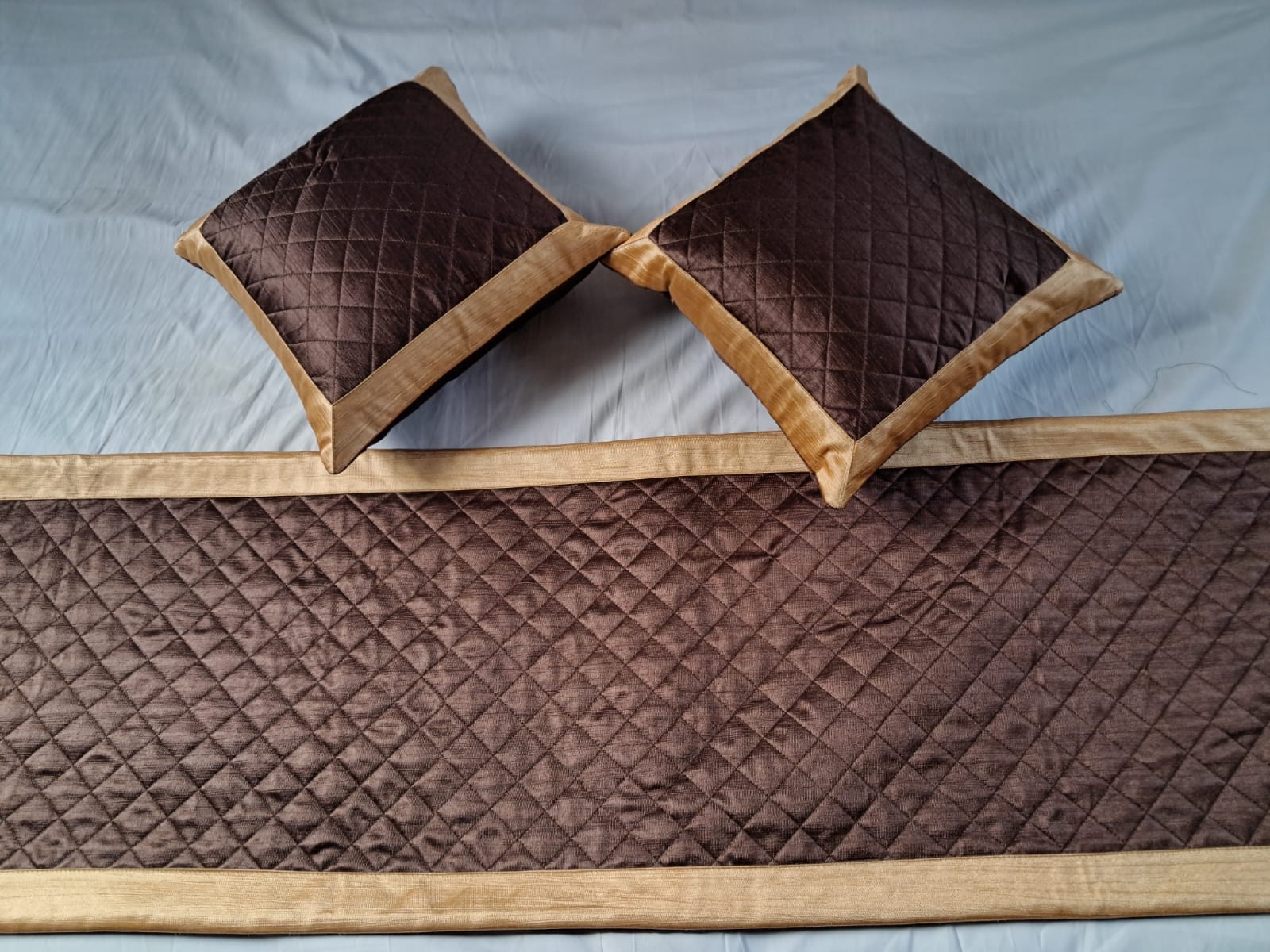 Long Crush Fabric Premium Hotel Bedrunner set
