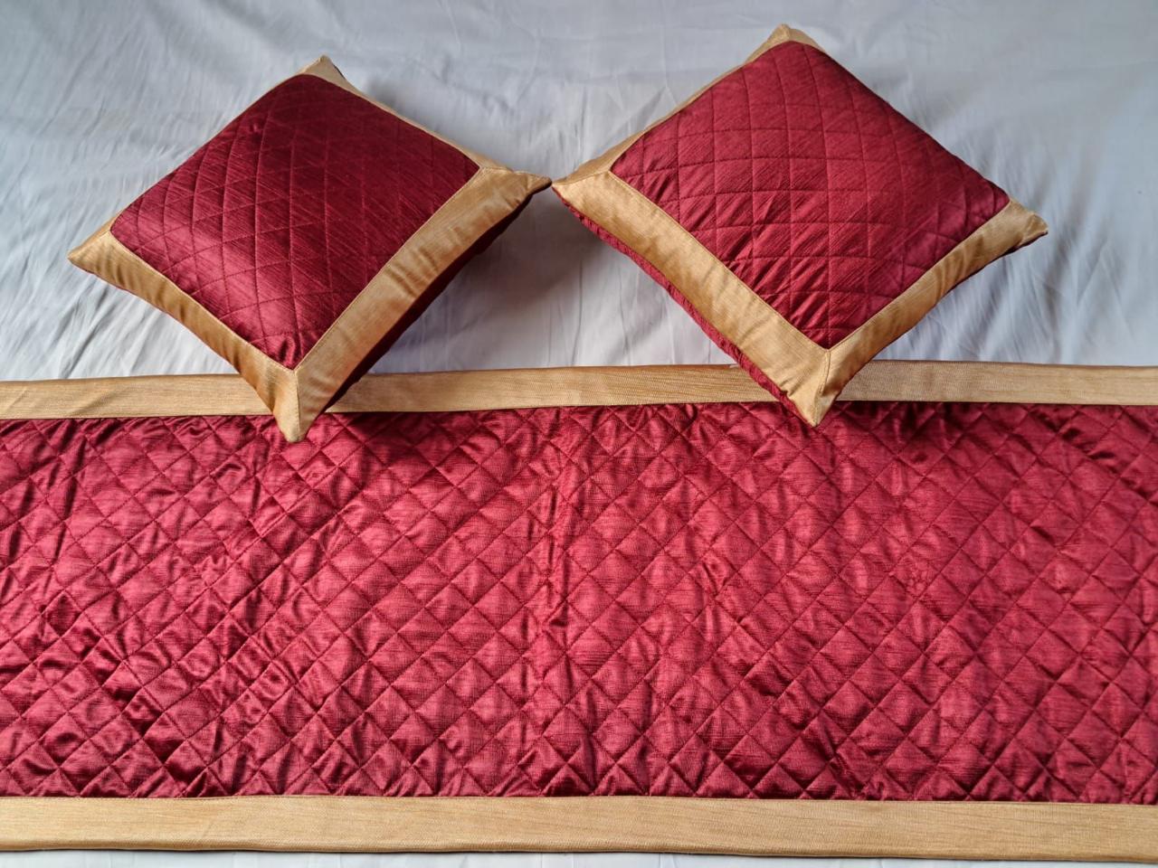 Long Crush Fabric Premium Hotel Bedrunner set