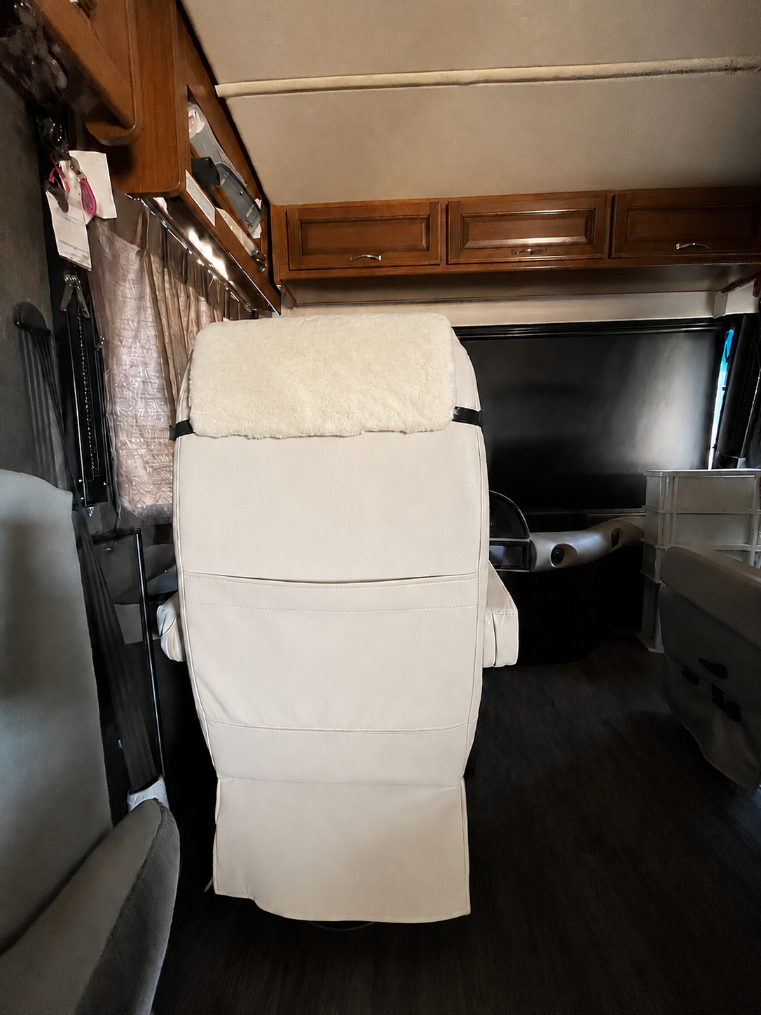 Class A Four Winds RV Sheepskin Seat Covers