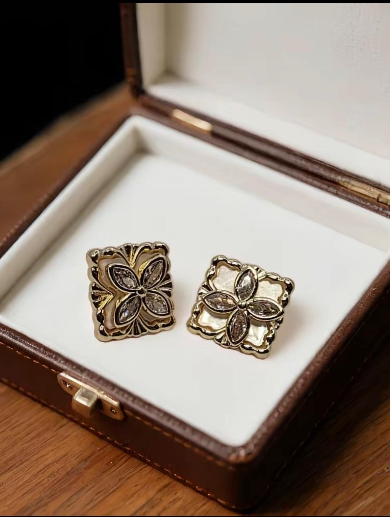 Gold Floral Square Stud Earrings